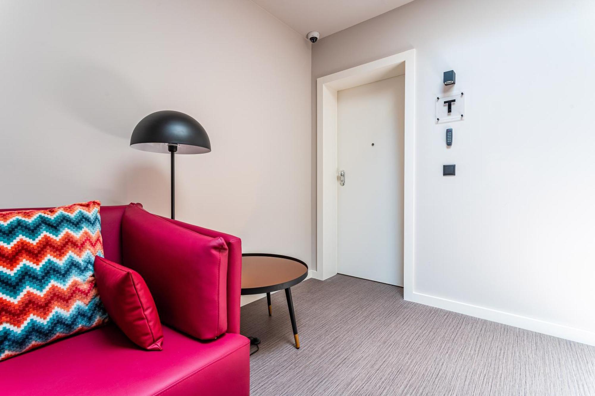 Flh Viola Market Flats With Terrace * Funchal (Madeira)