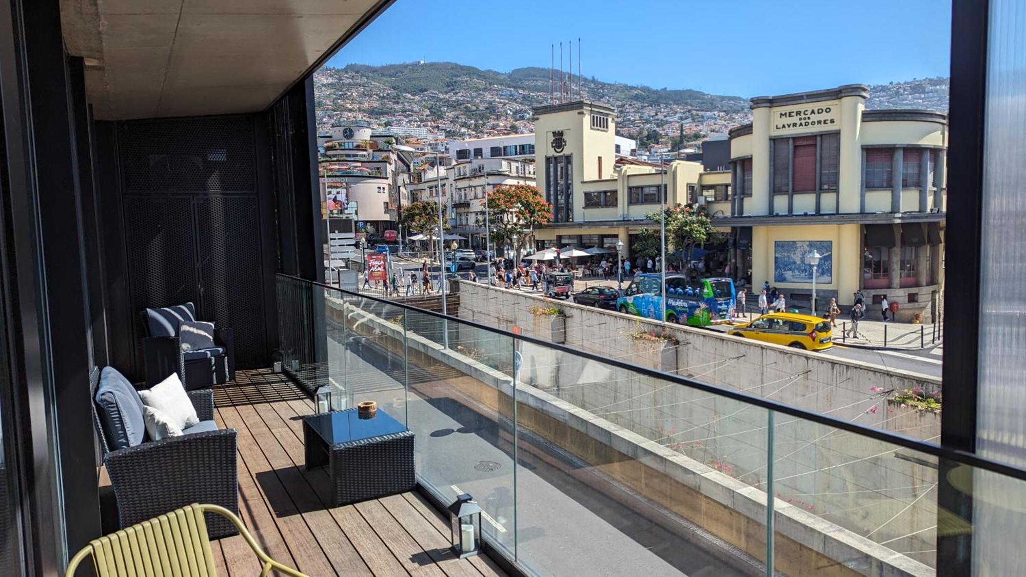Chic Two-bedroom En In Town - Savoy *