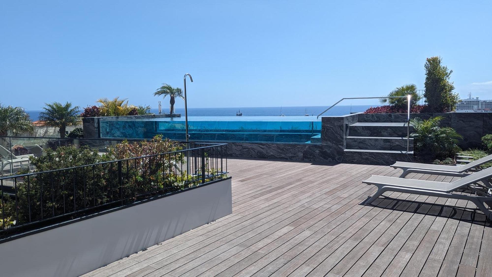 Chic Two-bedroom En In Town - Savoy Apartment Funchal (Madeira)
