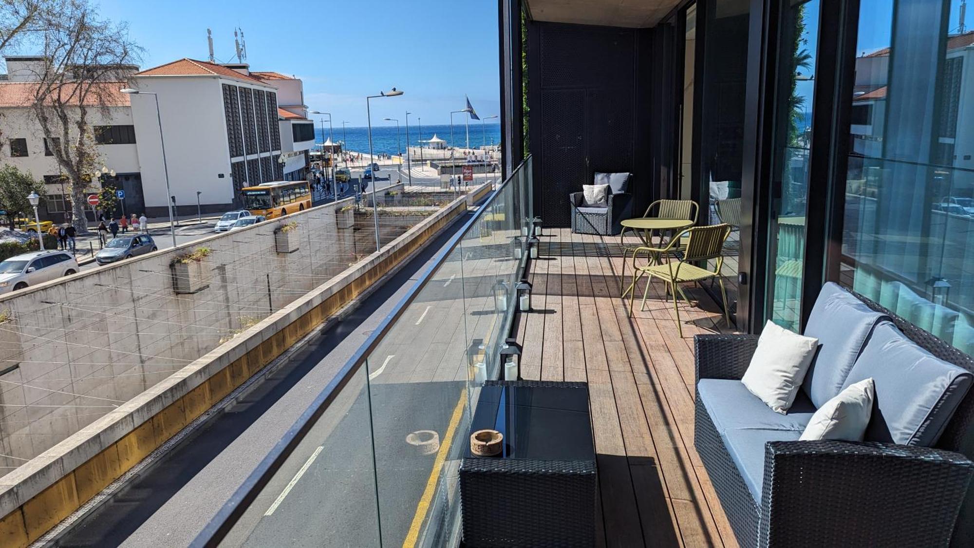 Chic Two-bedroom En In Town - Savoy Funchal (Madeira)