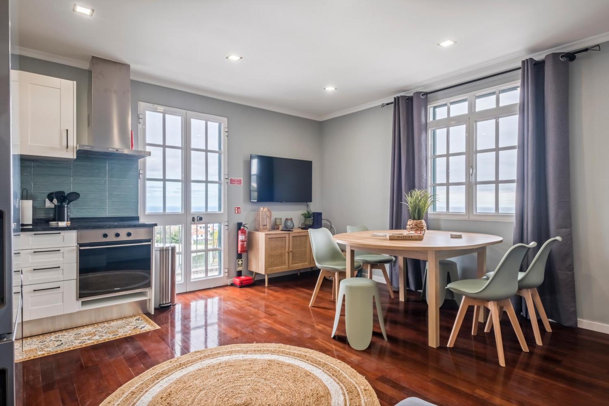 Pedreiro Apartment *
