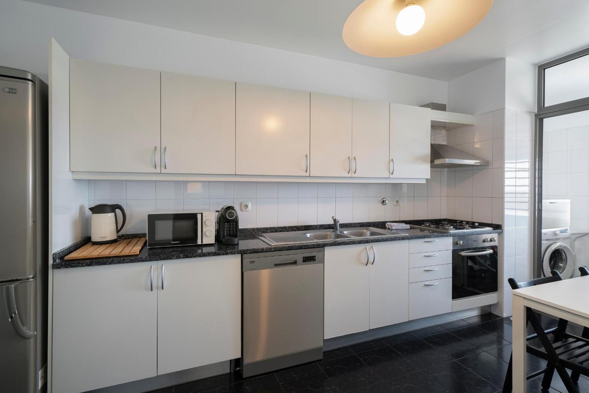 Apartment Apartamento Princesa Dona Amelia By An Island Apart