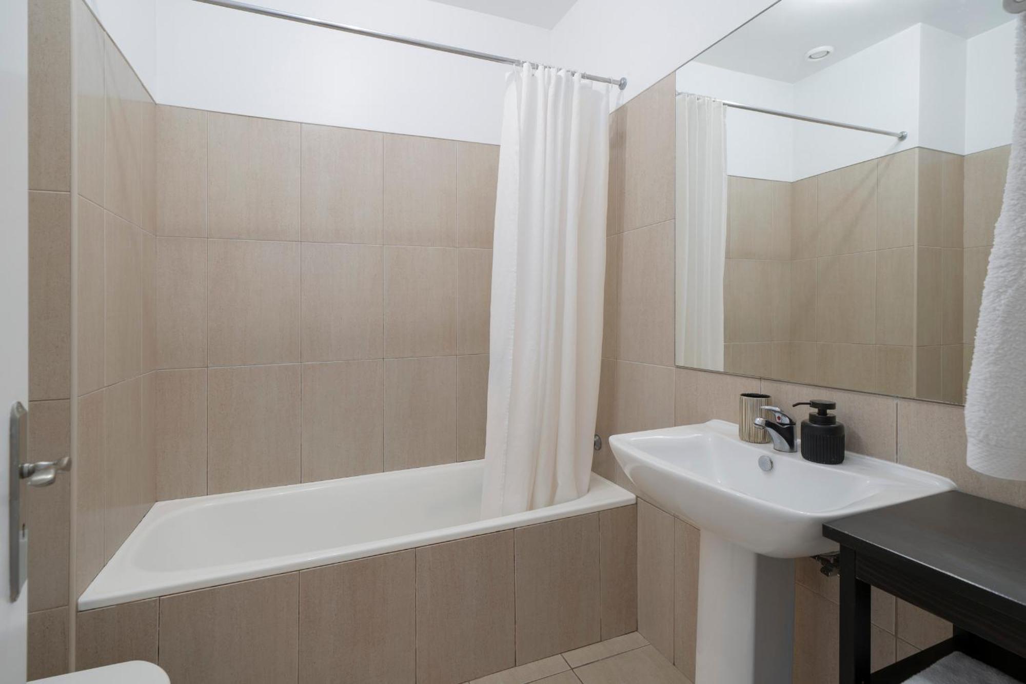 Apartamento Princesa Dona Amelia By An Island Apart Apartment *