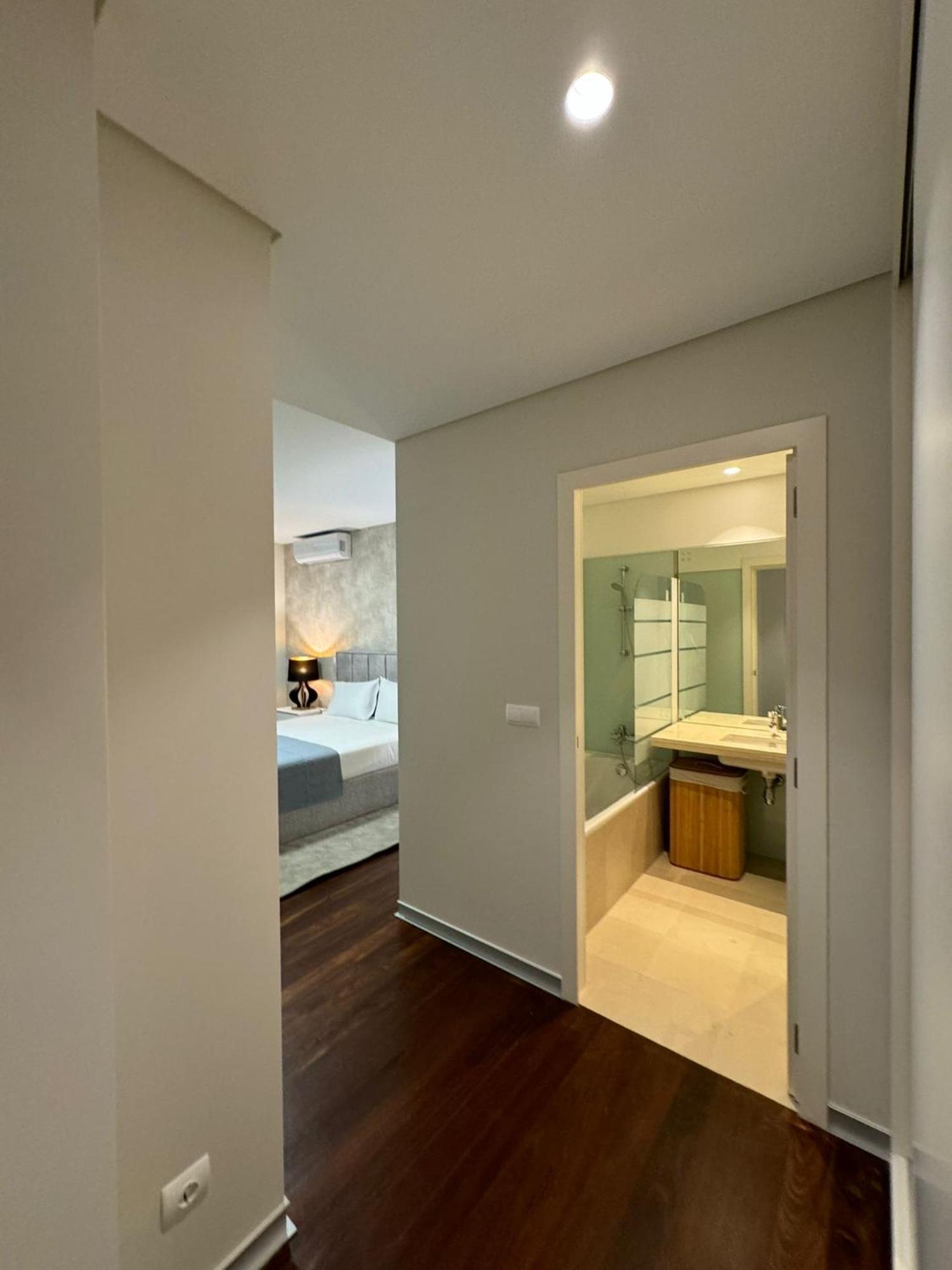 Next Corner Plaza Apartment Funchal (Madeira)