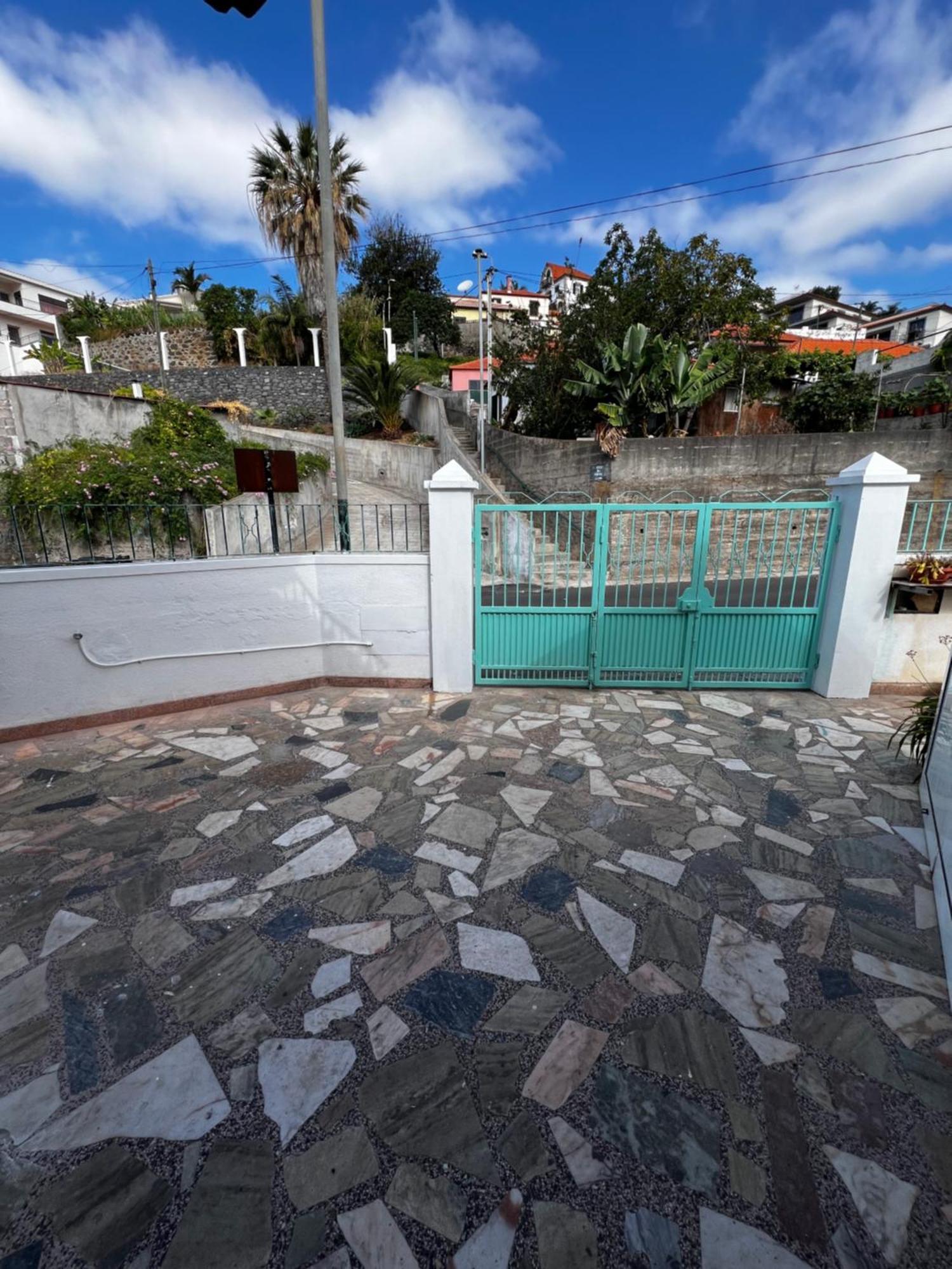 Away From Hospedagem domiciliar Funchal (Madeira)