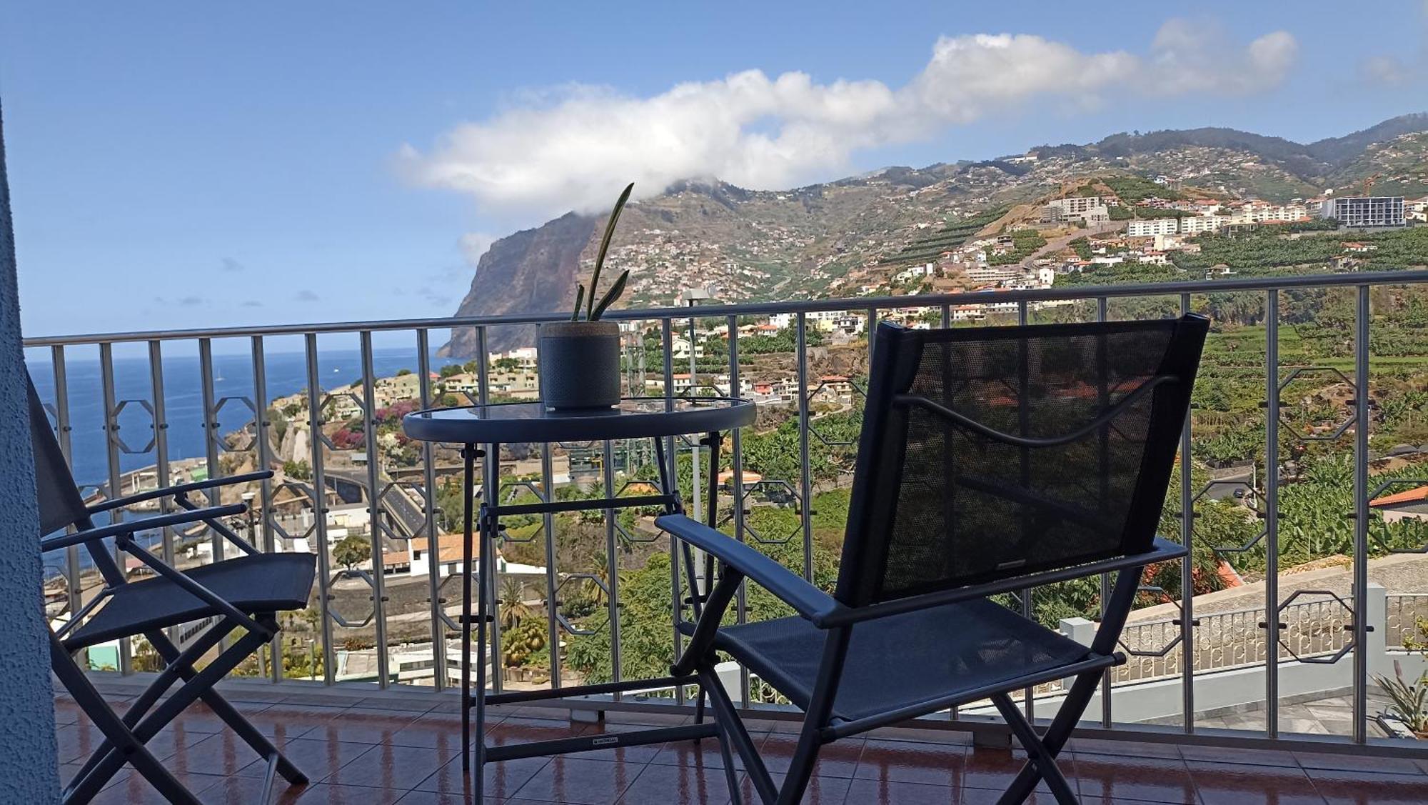 Apartment Oasis -