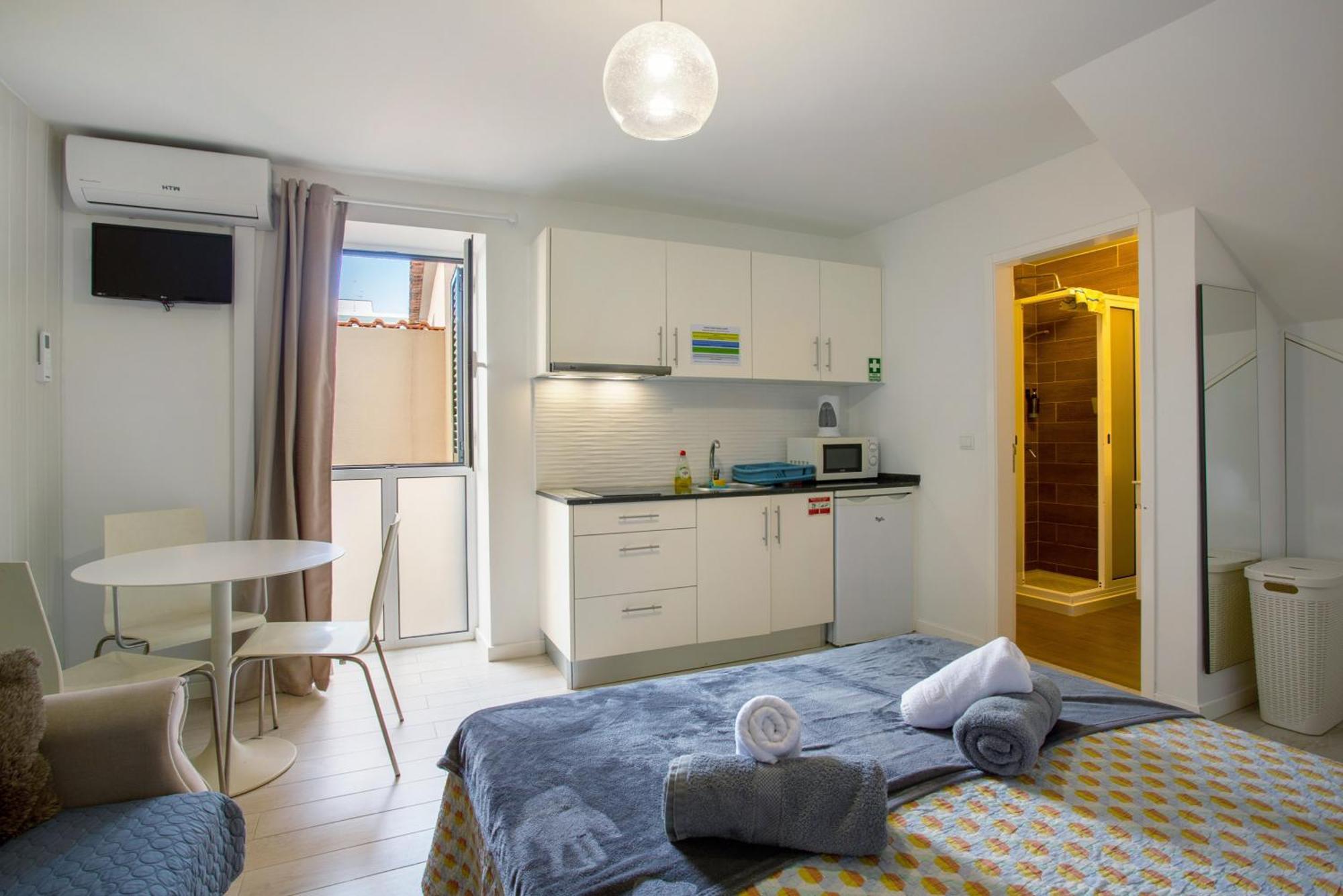 Holiday Center - T0 Apartment