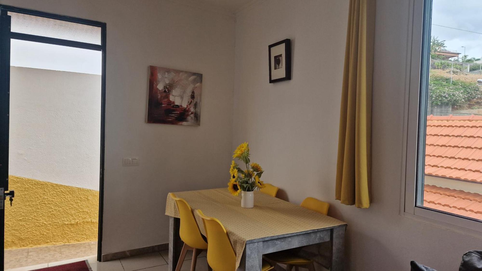 Jose's Cozy Little Apartment Funchal (Madeira)