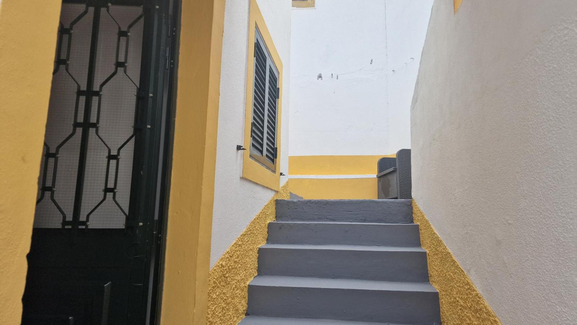 Jose's Cozy Little Funchal (Madeira)