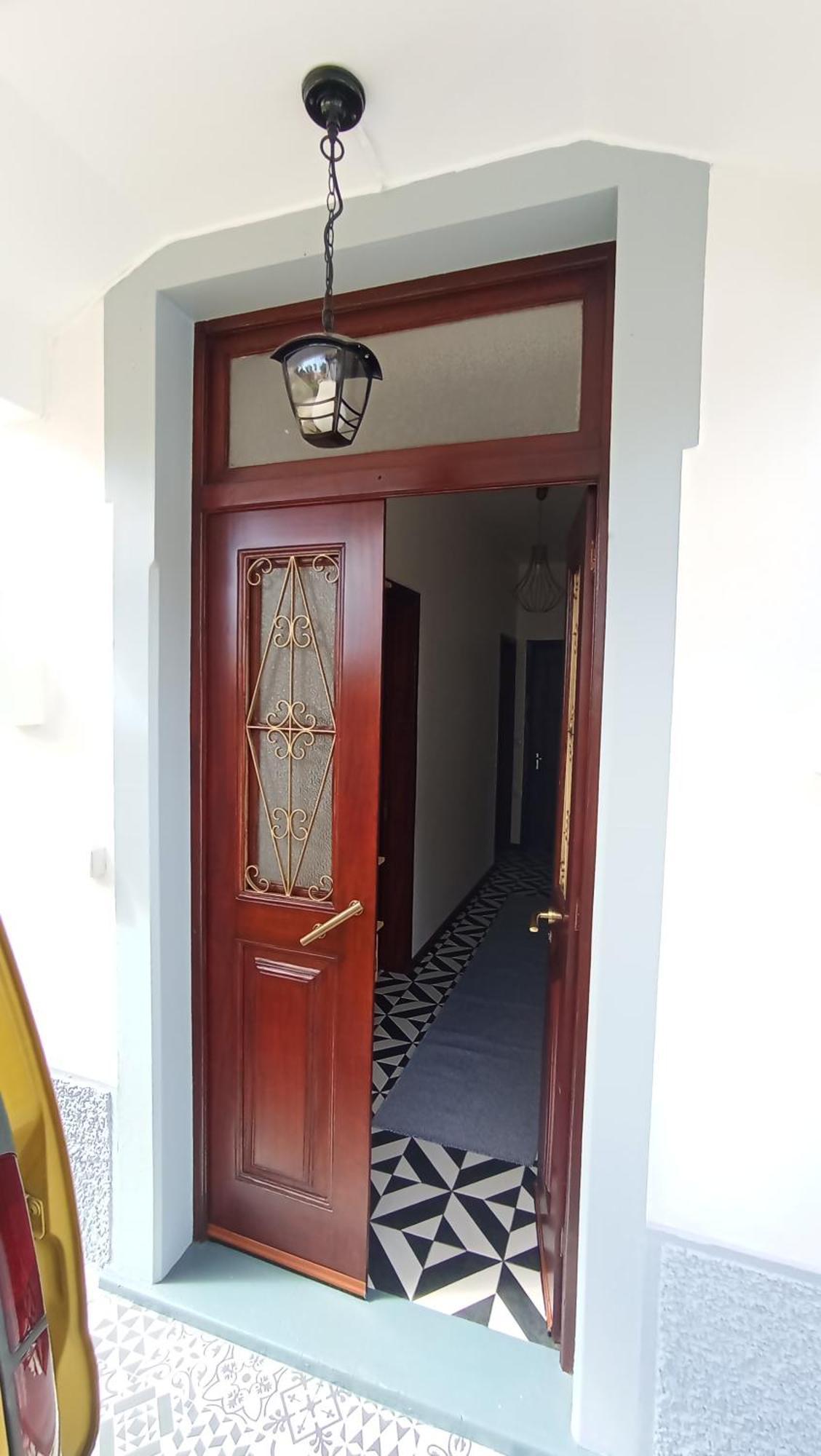 Apartamento Bus Stop House 82