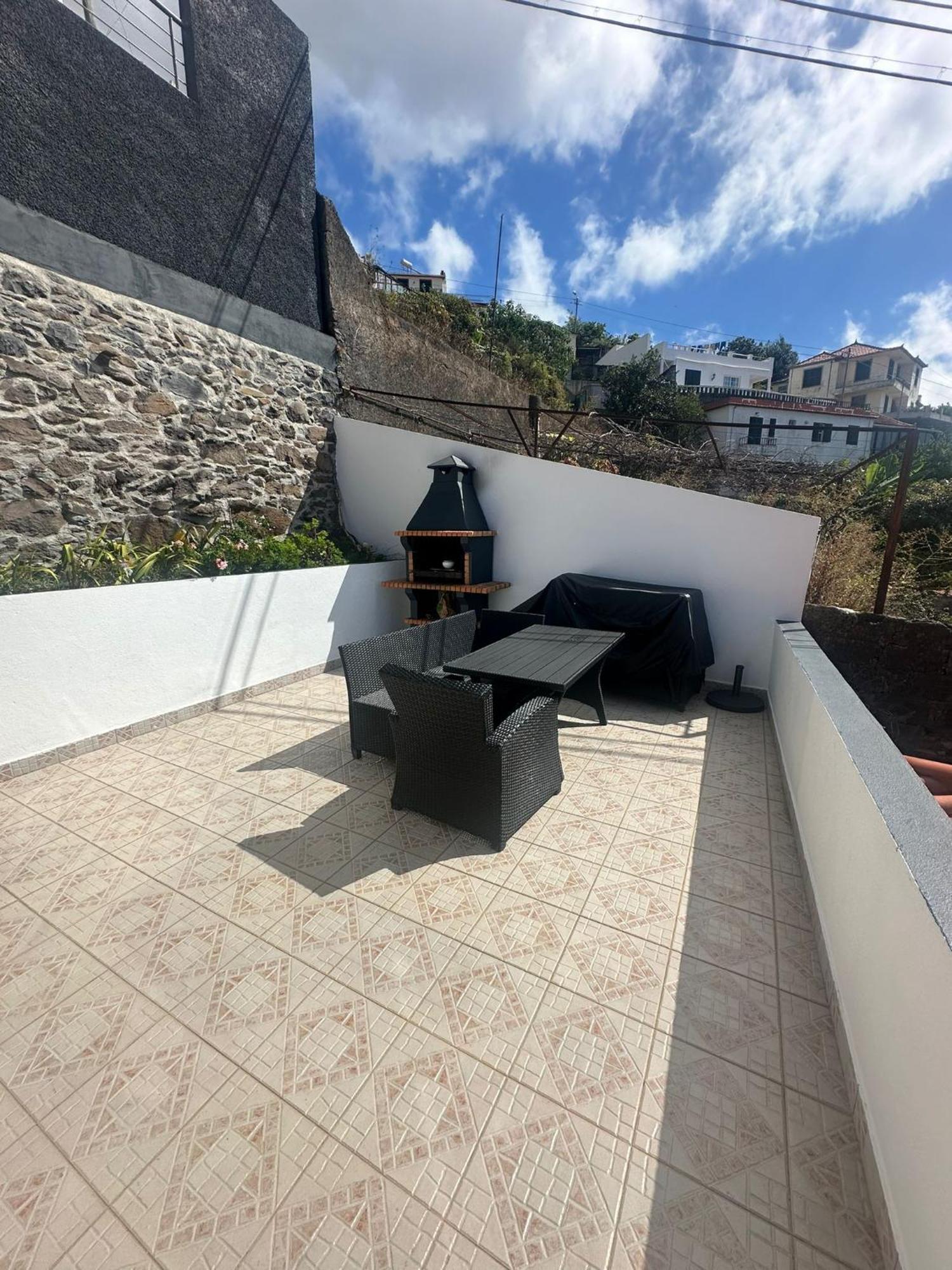 The Hill View House *