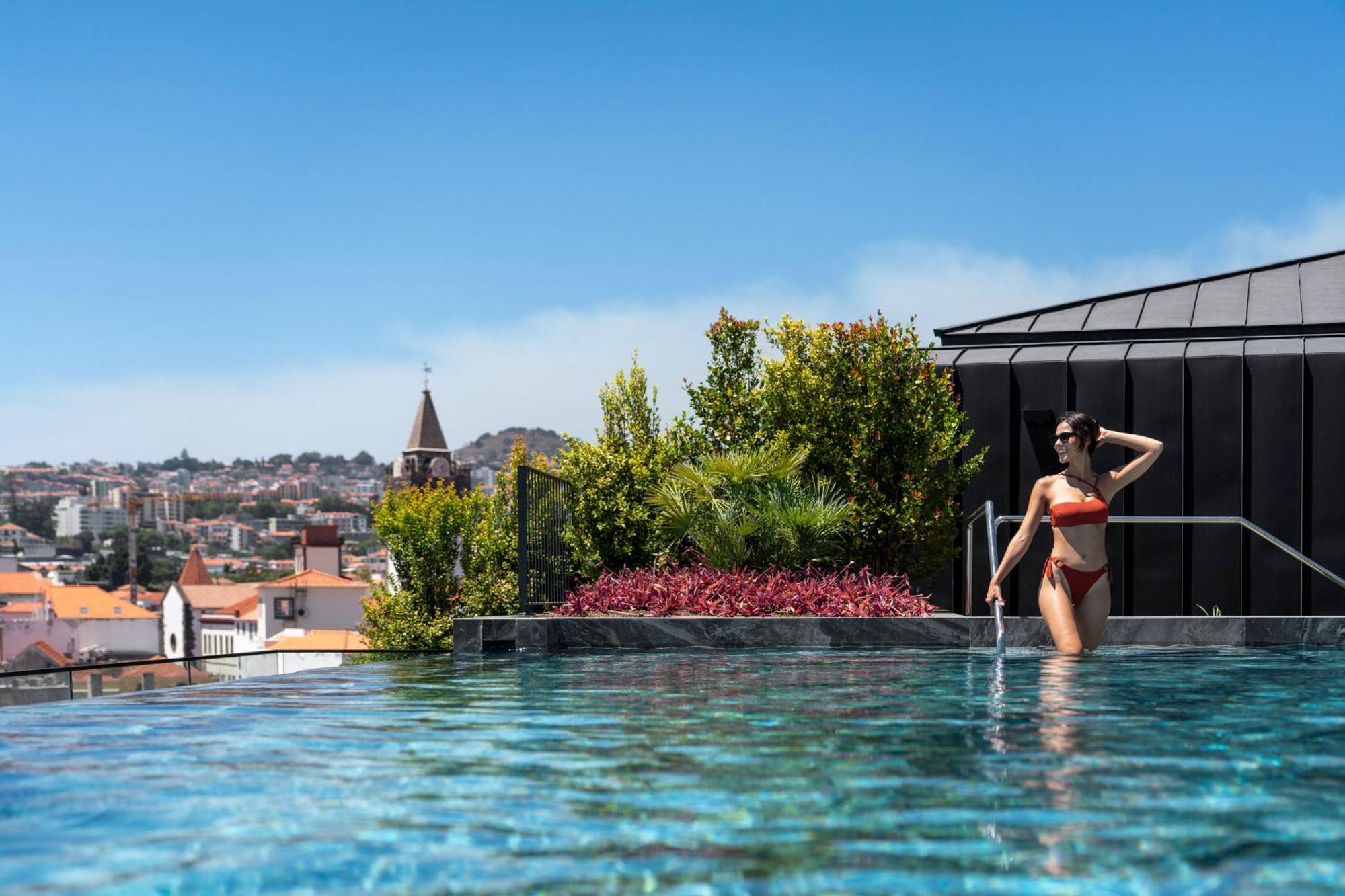 Savoy Insular Ii By An Island * Funchal (Madeira)