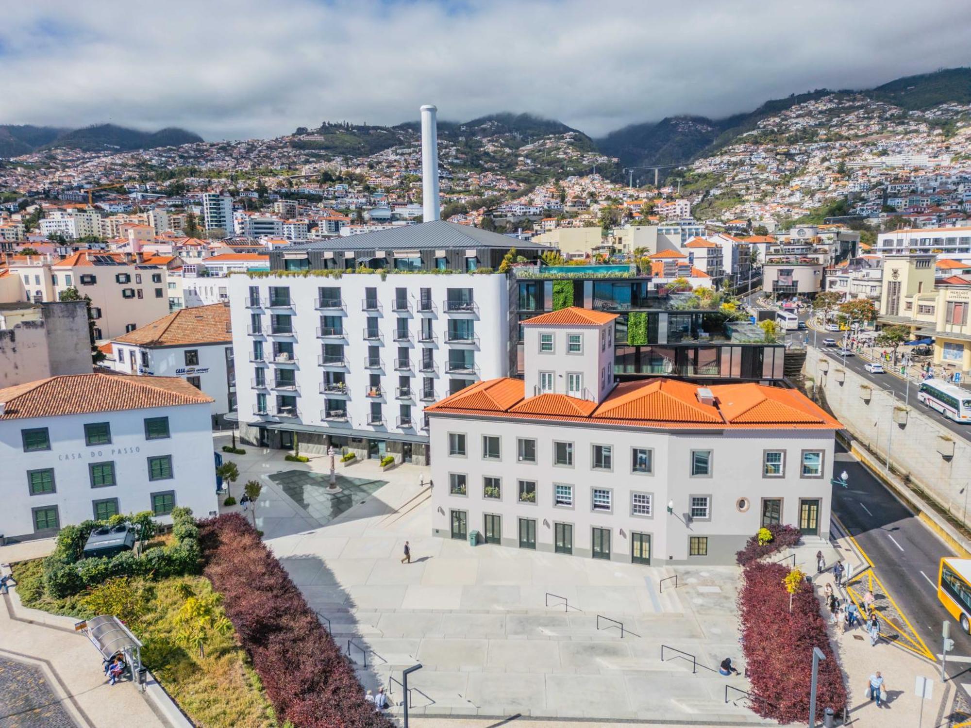 Apartment Infinity Pool & Private Garden Oasis At Savoy Insular Funchal (Madeira)