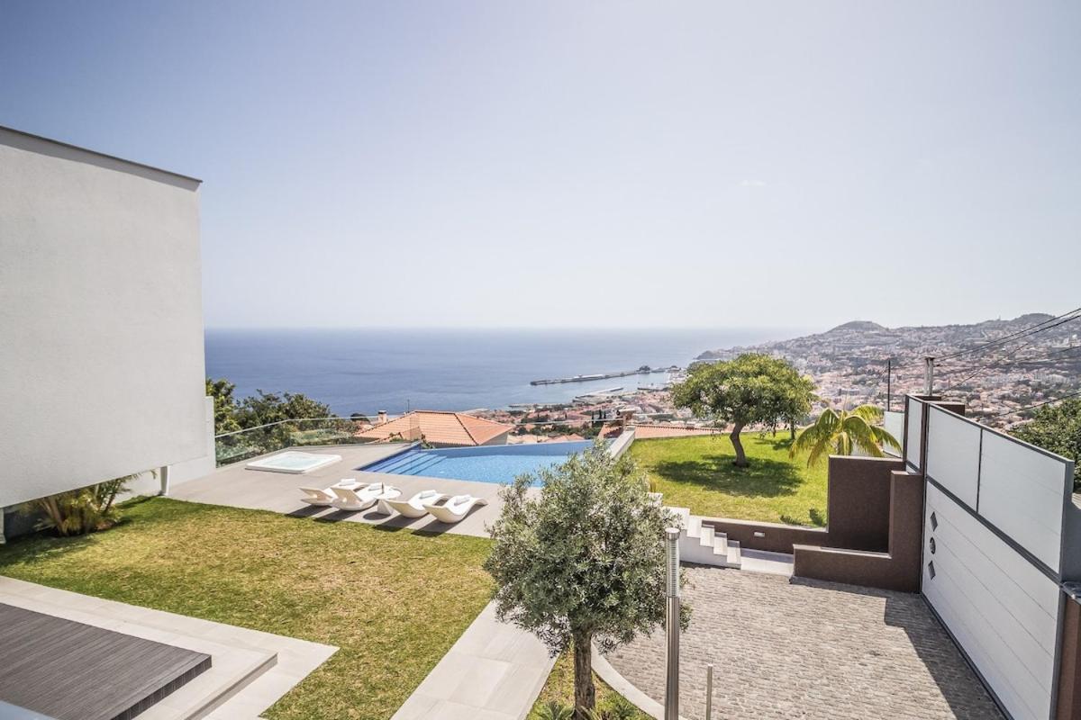 Bela * Funchal (Madeira)