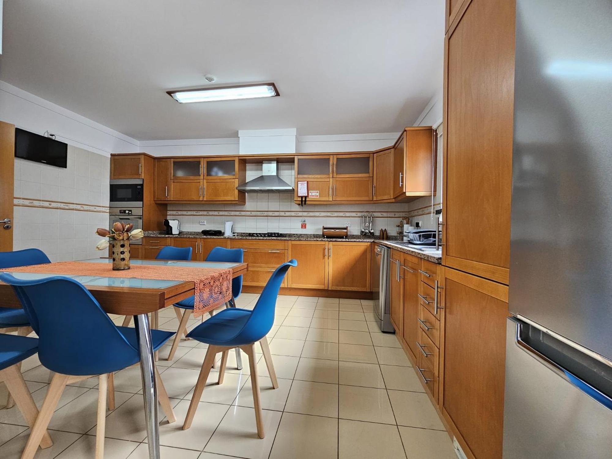 Ferienhaus Dos Saltos - Sea View, Parking, Ac & Barbecue *
