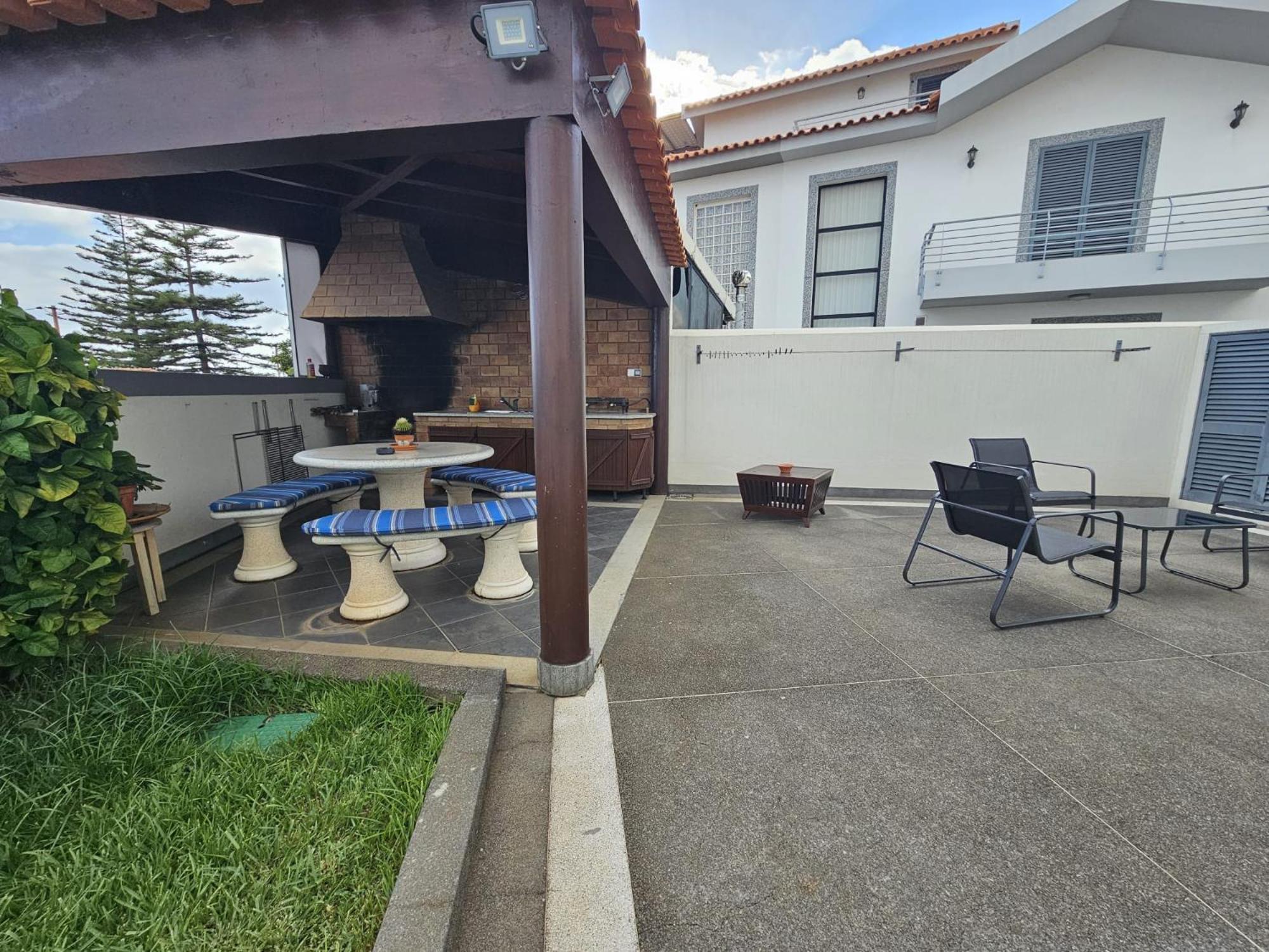 Dos Saltos - Sea View, Parking, Ac & Barbecue Funchal (Madeira)