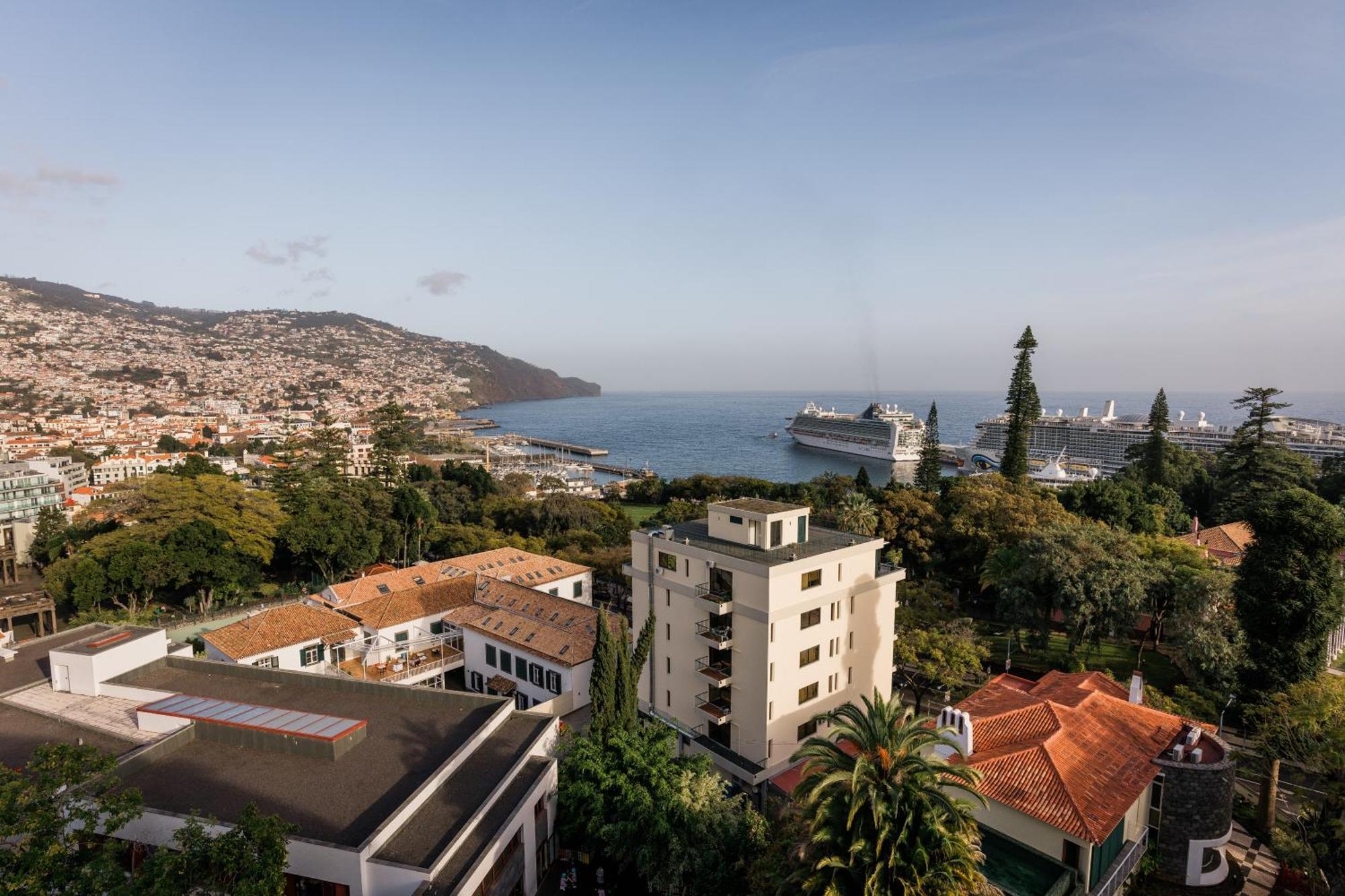 In Town View * Funchal (Madeira)
