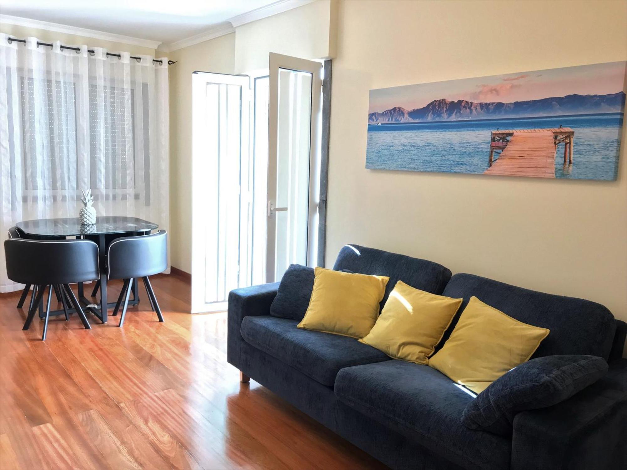 Apartment Mit Pool