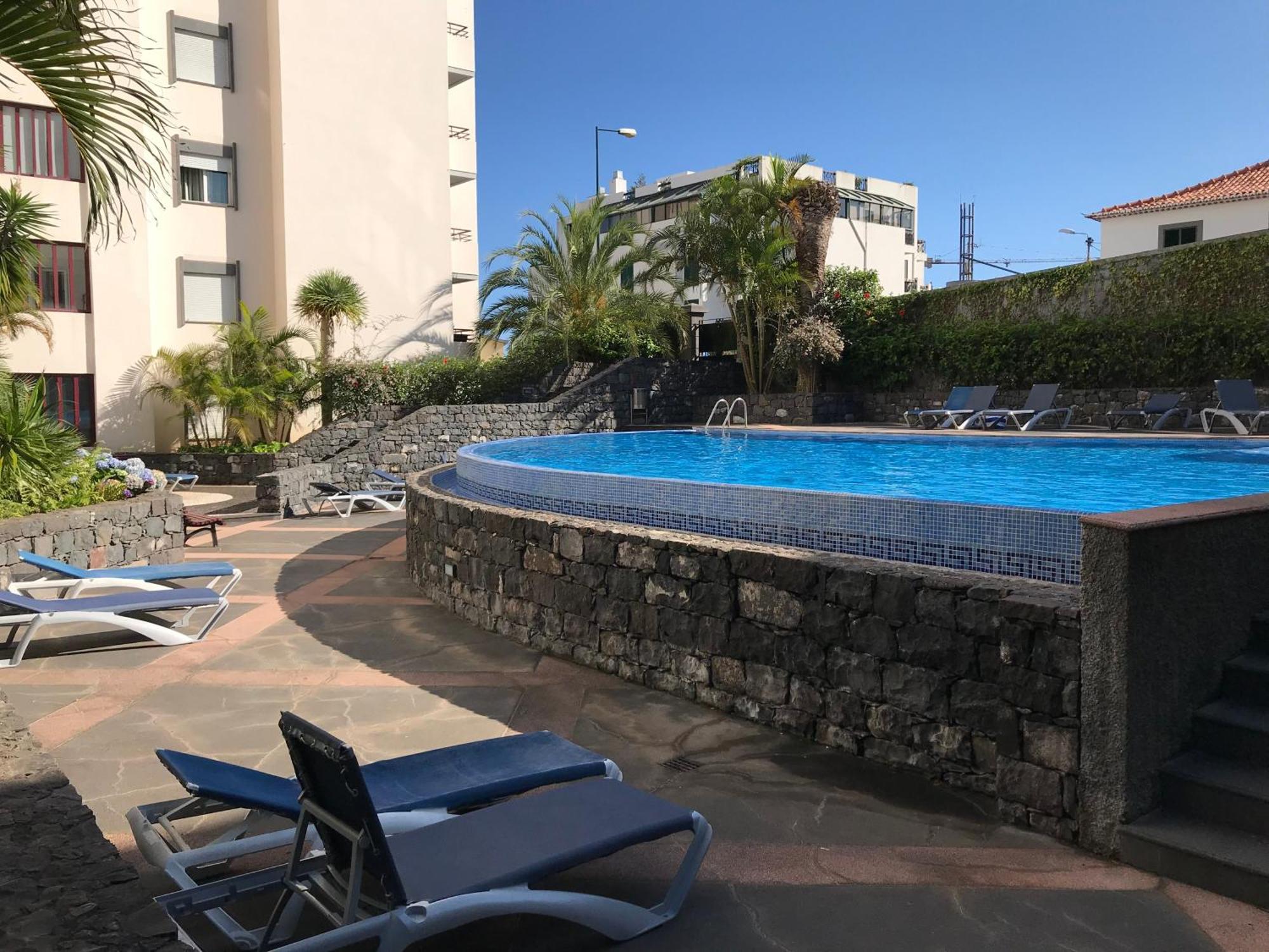 Apartment Mit Pool Funchal (Madeira)