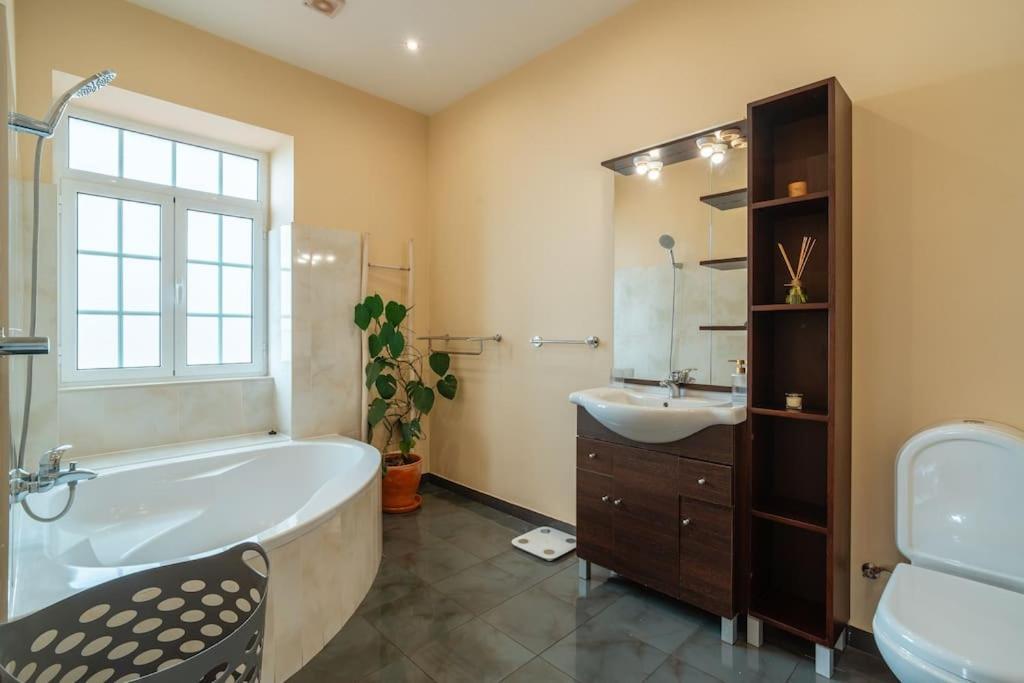 Oasis Sea View - 3 Bedrooms Villa *