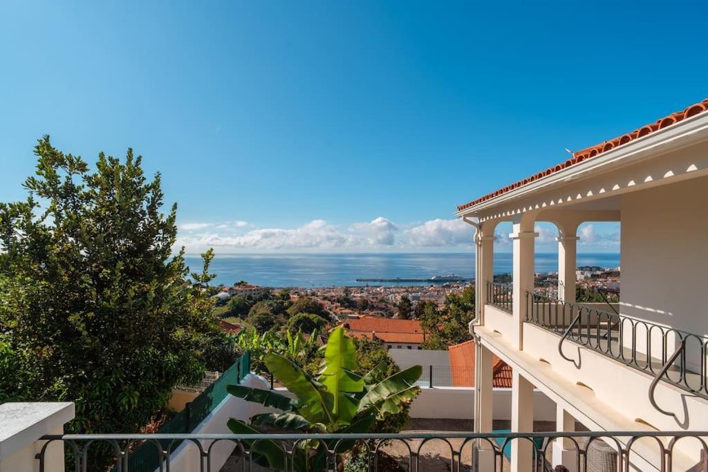 Villa Oasis Sea View - 3 Bedrooms