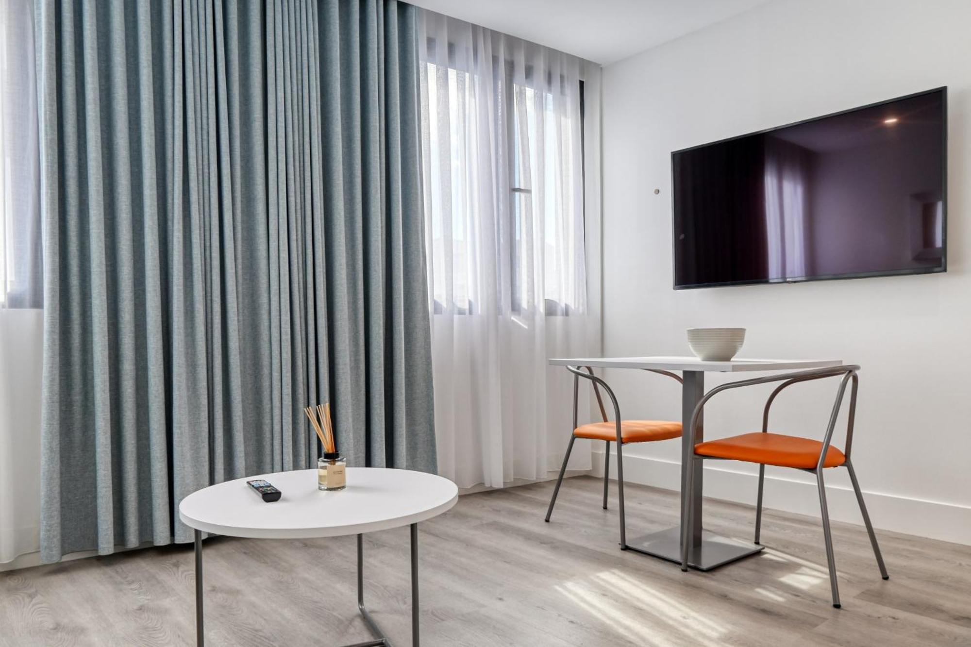 Bse15 3g, A In Madeira Apartment *