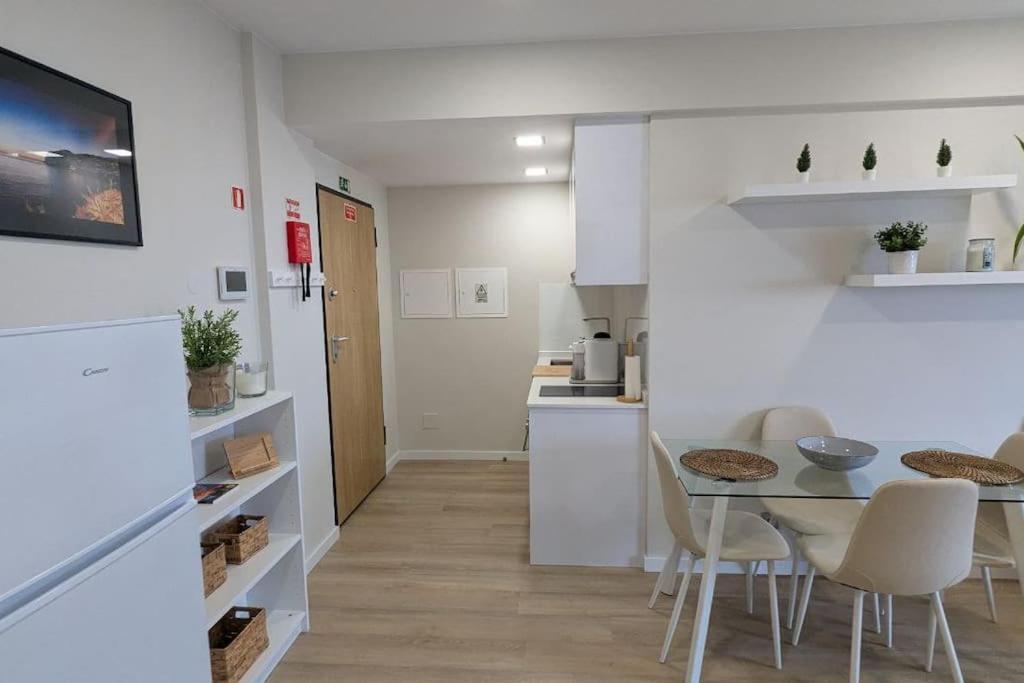 Apartamento Top-floor One-bedroom Flats - Peaceful With Ocean And Views