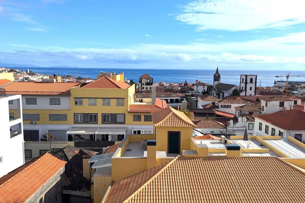 Top-floor One-bedroom Flats - Peaceful With Ocean And Views Apartamento *