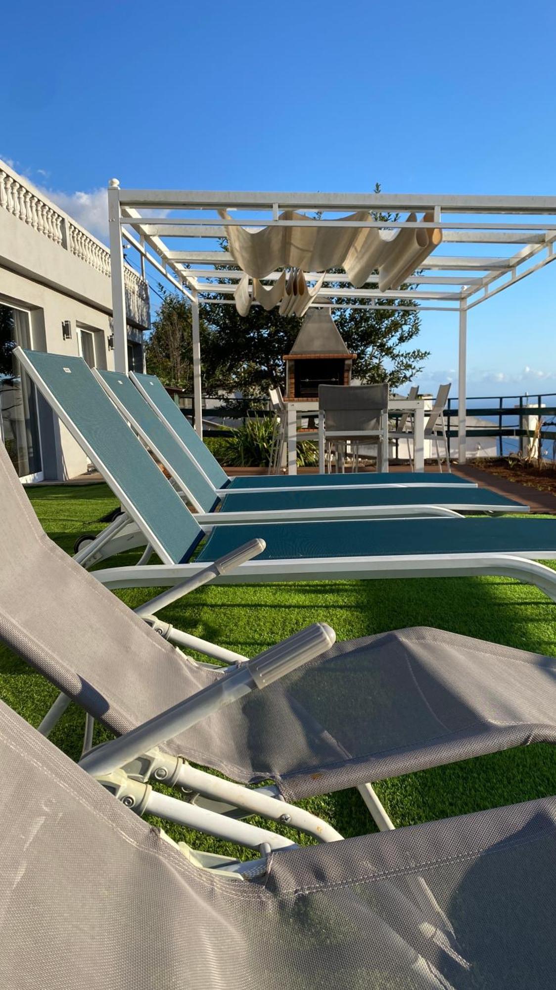 Geek - Open Space - 5m From 5 Attractions - Pool Year Round, Dining Pergola, Barbecue - Matrix Villa Funchal (Madeira)