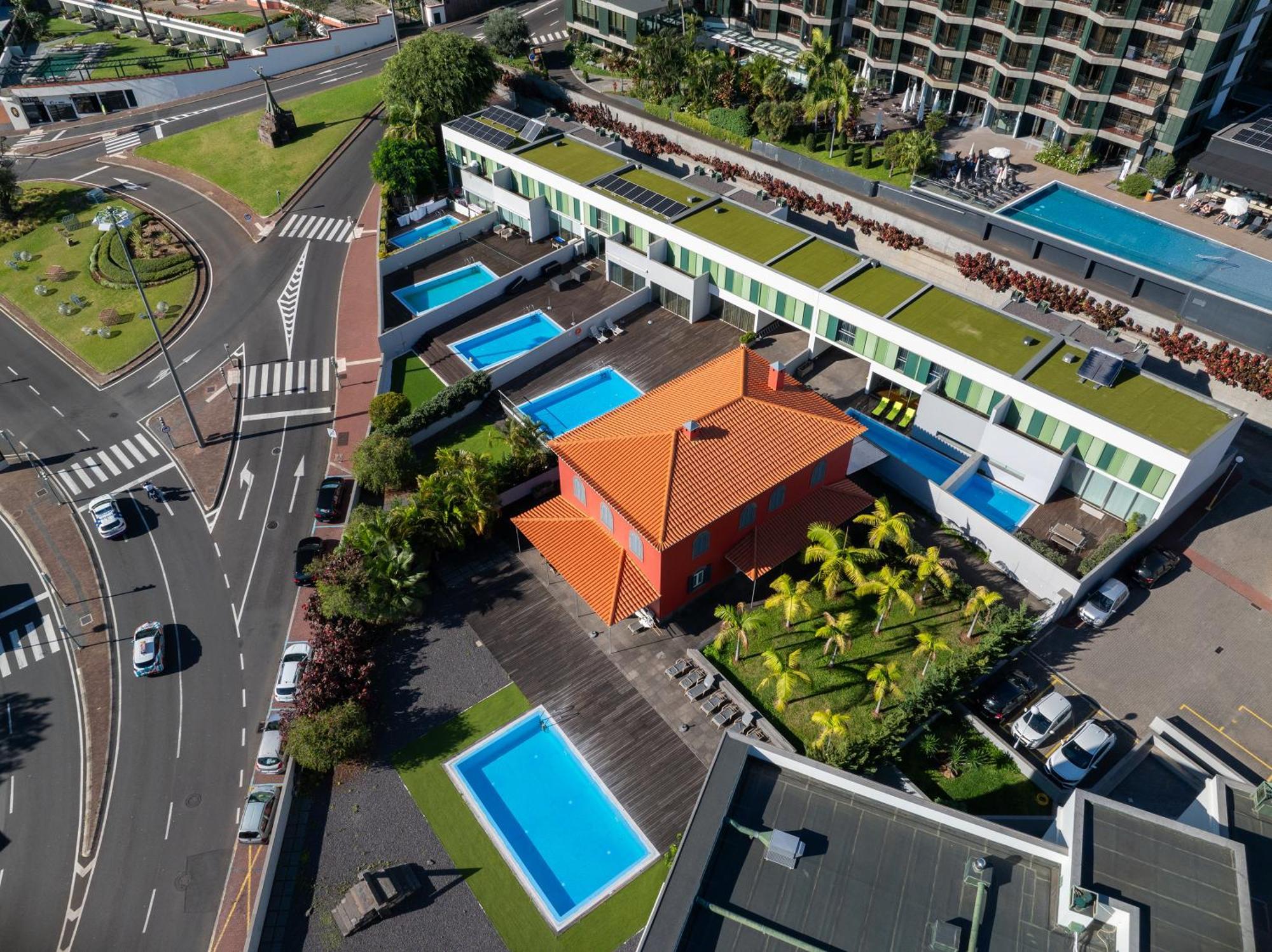 Nogueira V With Private Pool By Hr Madeira Apartment