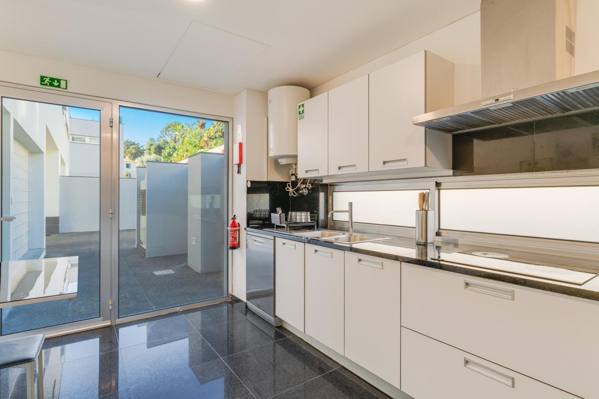 Nogueira V With Private Pool By Hr Madeira Apartment Funchal (Madeira)