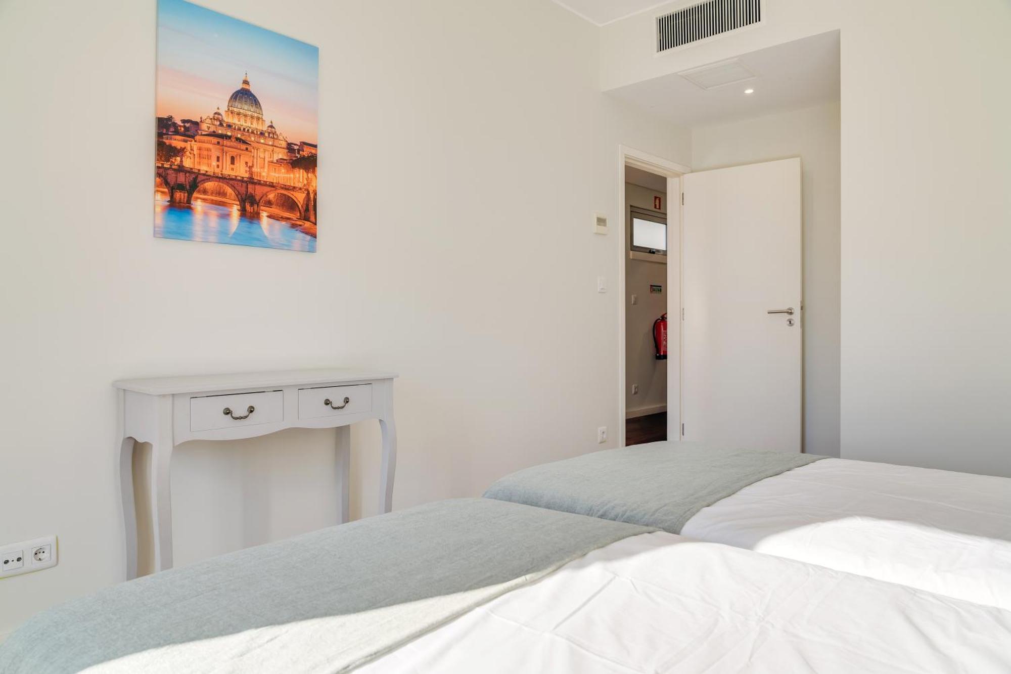Nogueira V With Private Pool By Hr Madeira Apartment