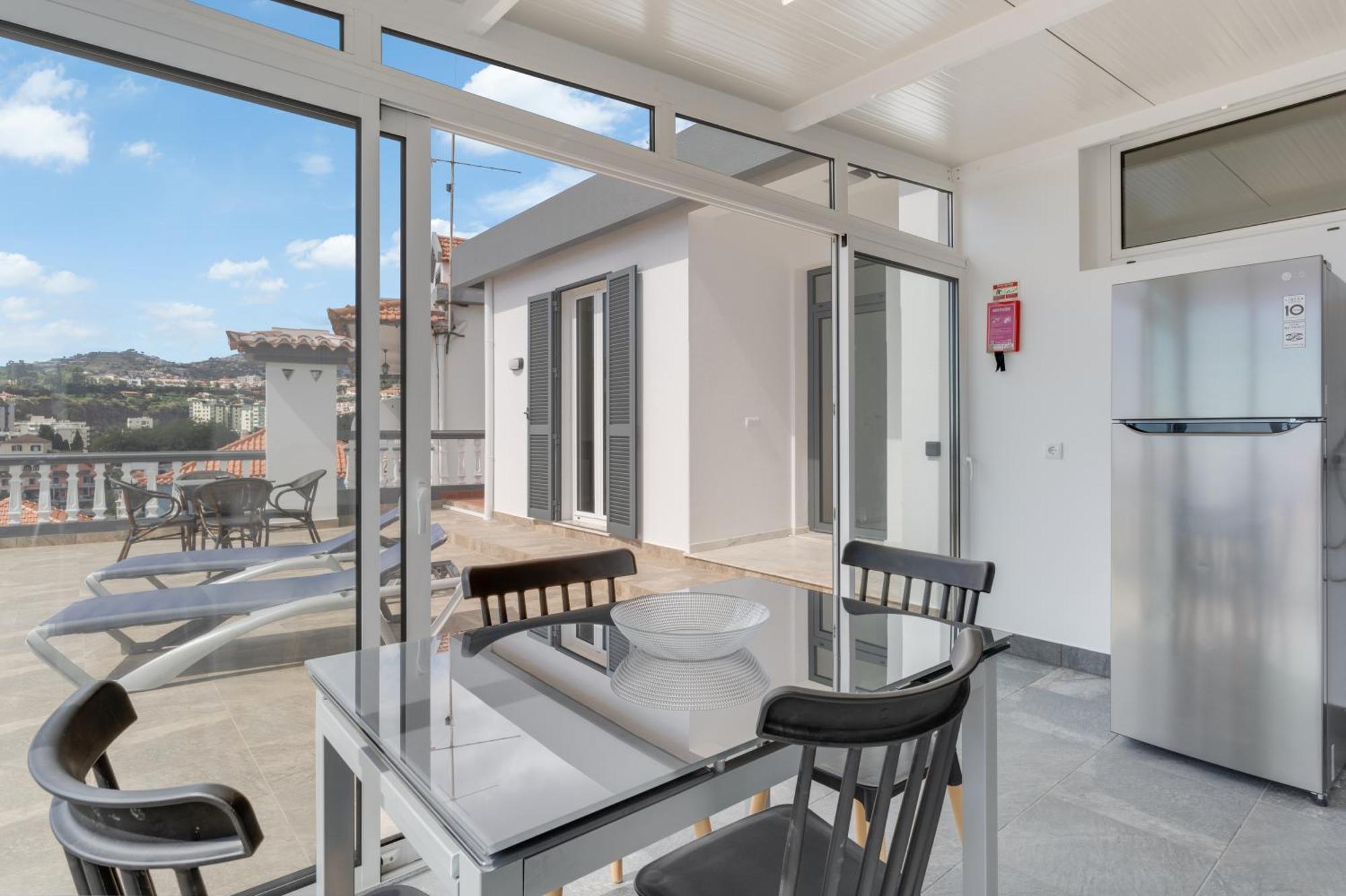 Apartment Winter 3 *