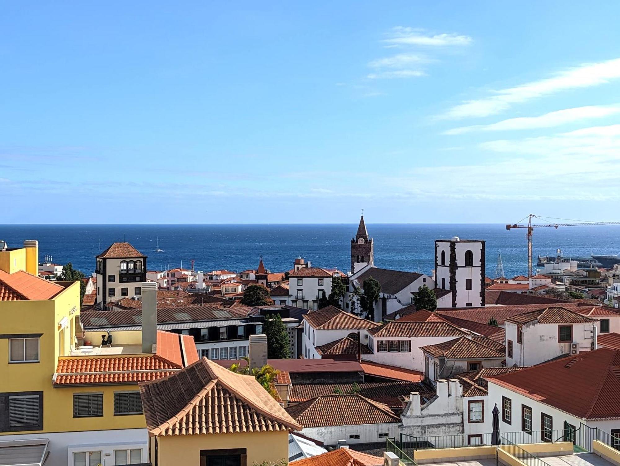 Apartamento Top-floor One-bedroom Flats - Peaceful With Ocean And Views *
