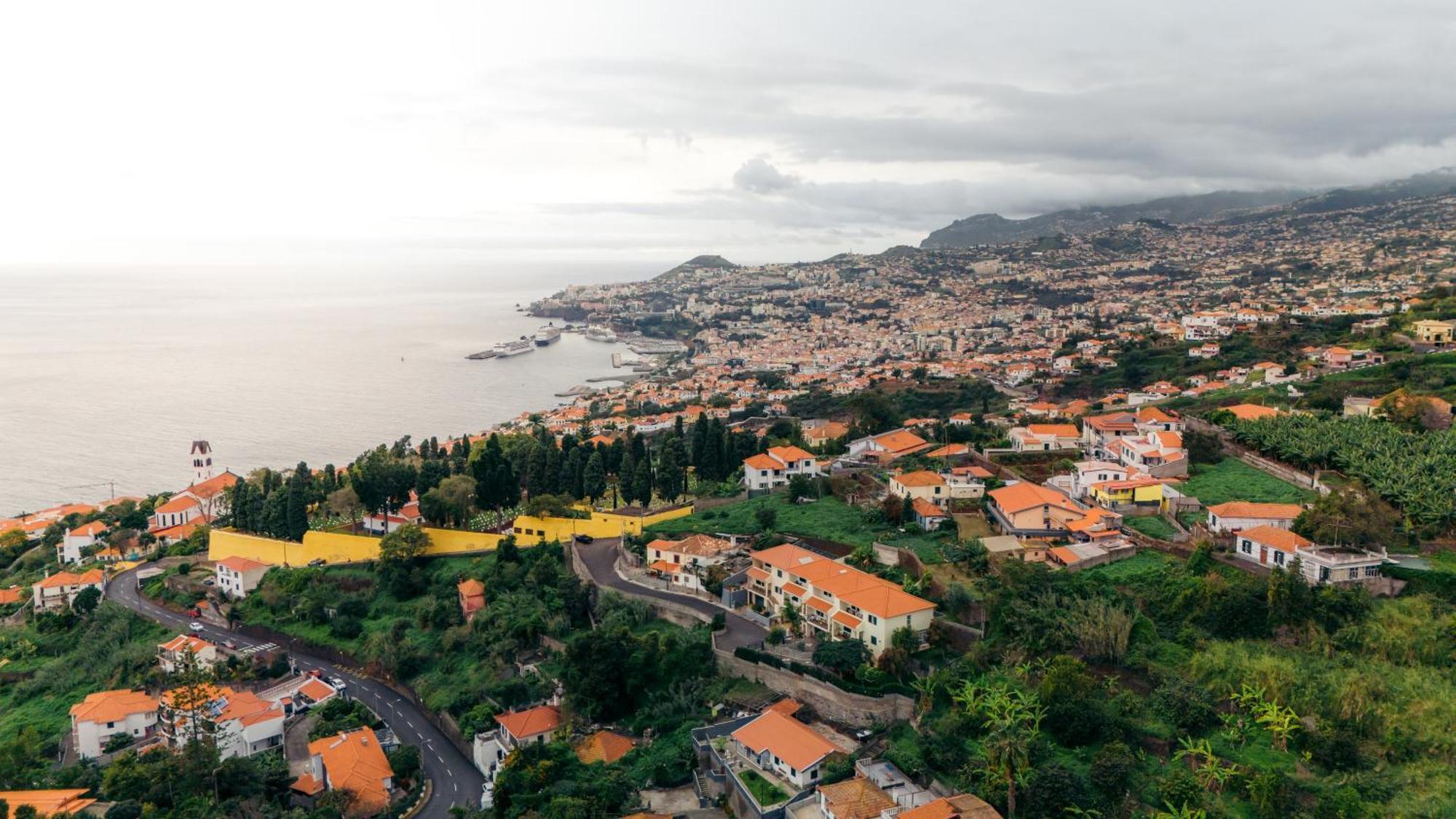 Atlantic View * Funchal (Madeira)