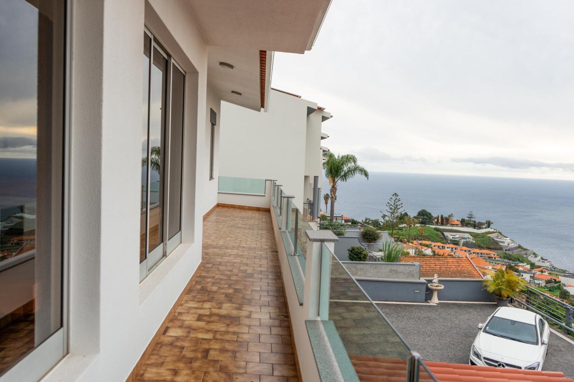 Atlantic View * Funchal (Madeira)
