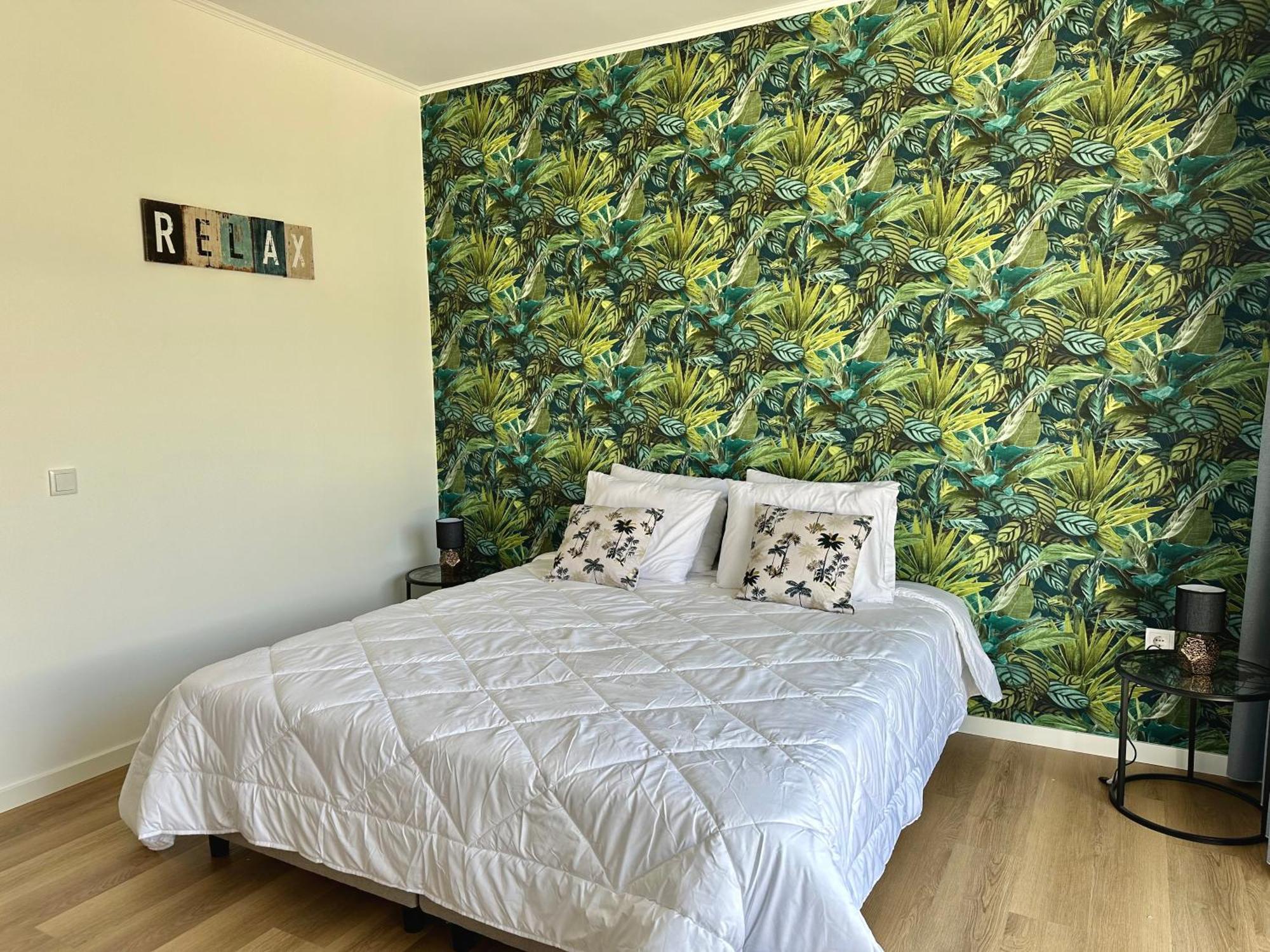 Apartment Oasis -