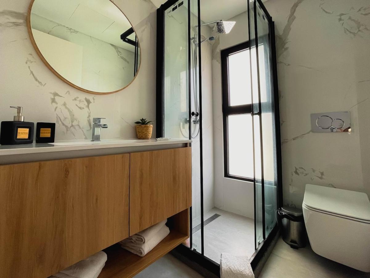 Saint Lucas 2 Bedroom Holliday *