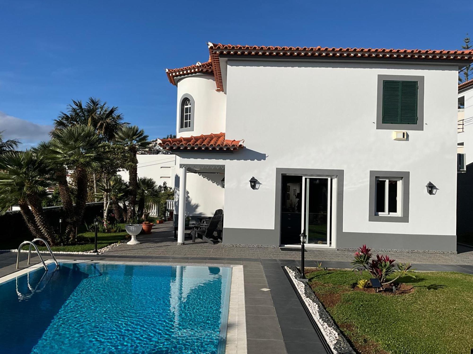 Beautiful 1-bed In Madeira * Funchal (Madeira)