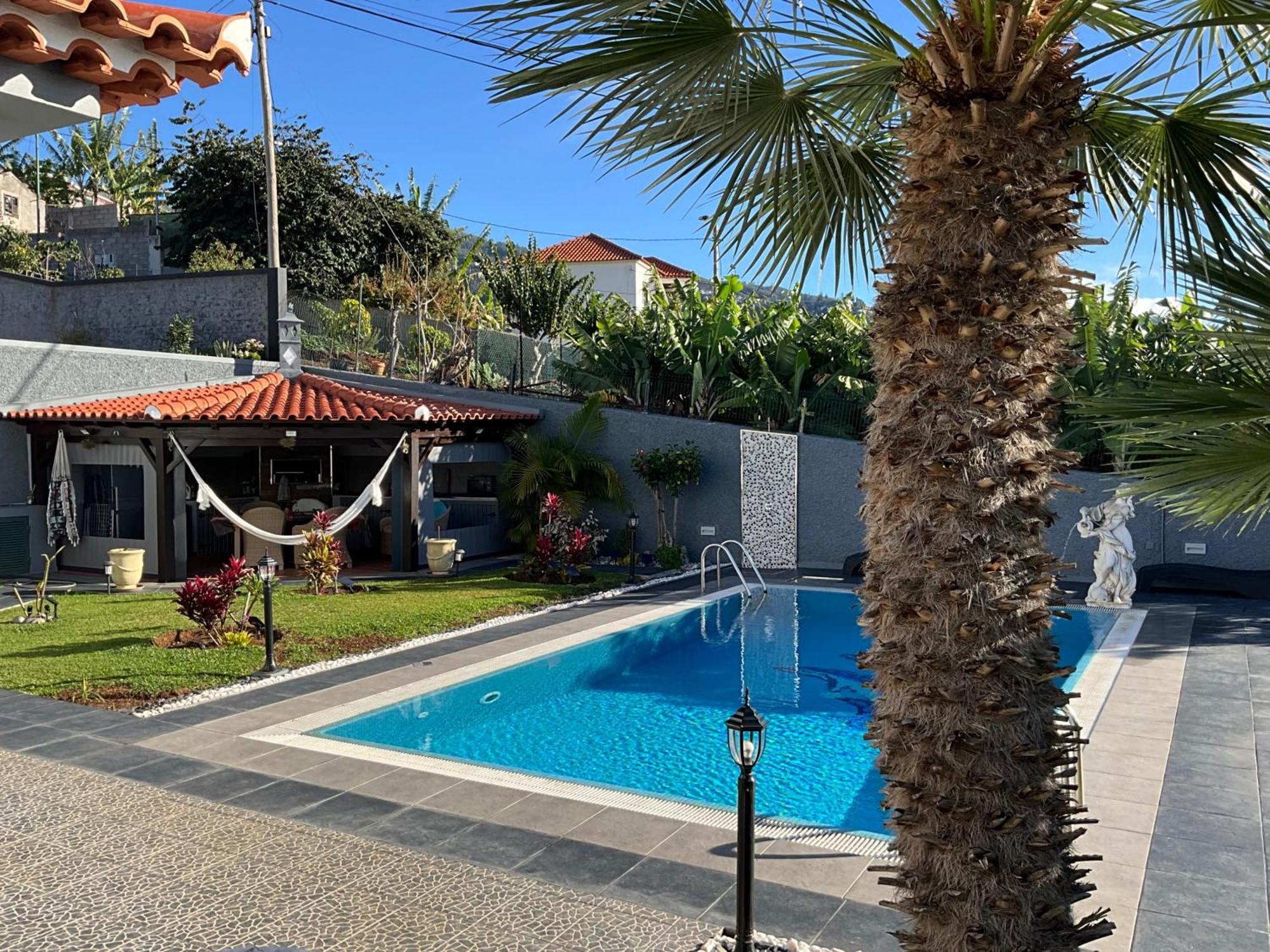 Beautiful 1-bed In Madeira