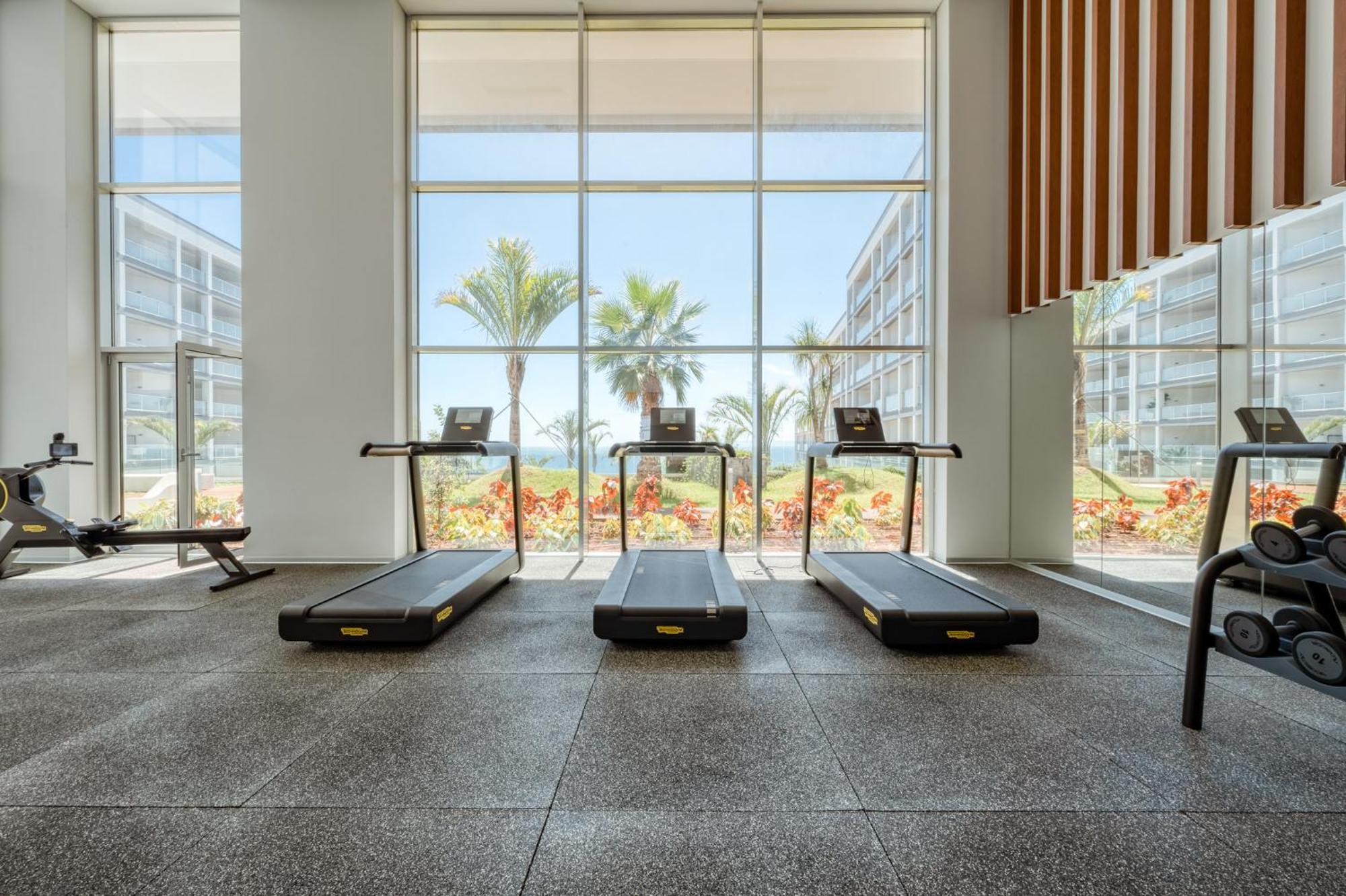 Apartment Lux Flat, Sea View, Ac, 3 Pools And Gym