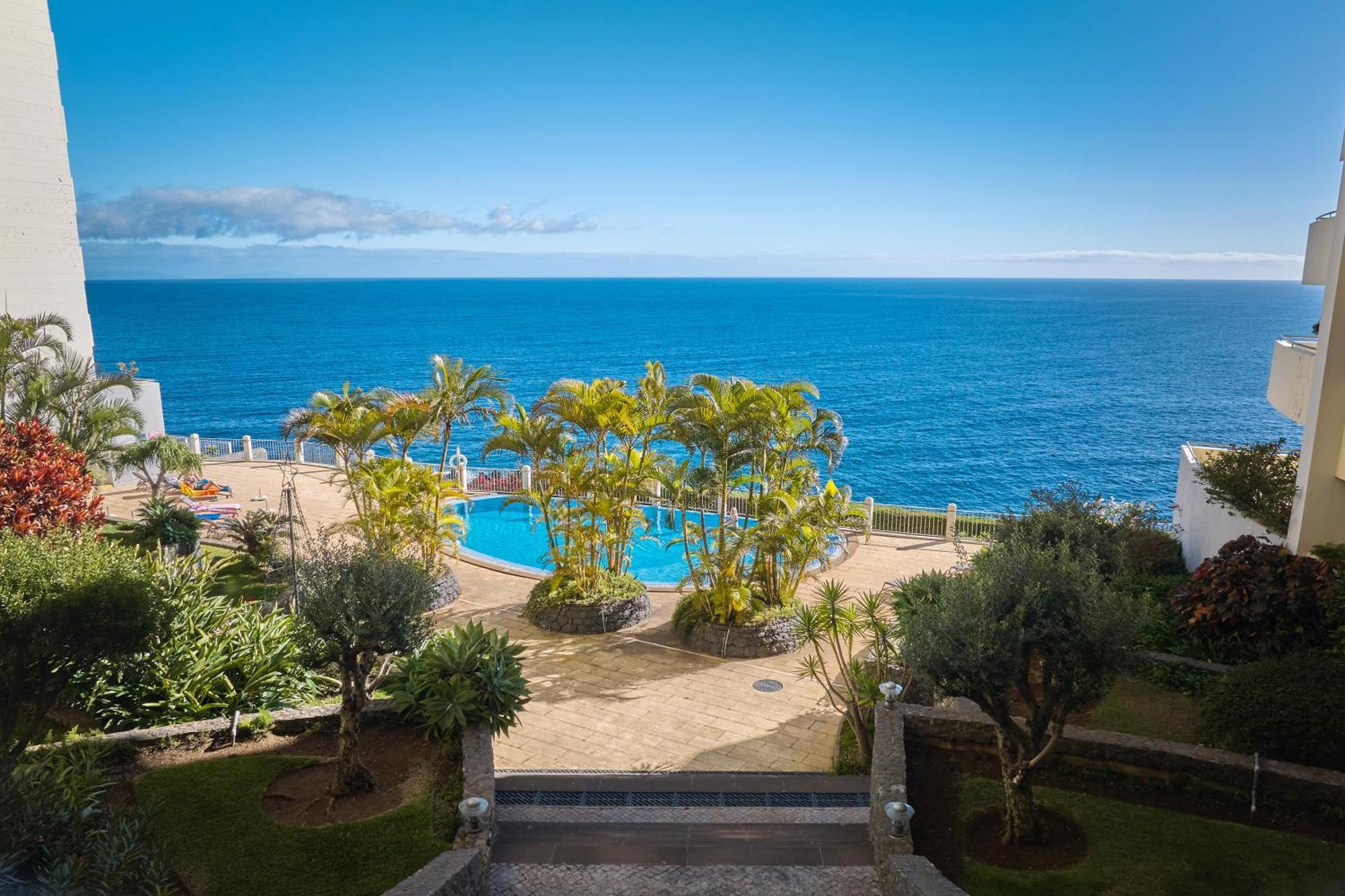 Ivis By Madeira * Funchal (Madeira)