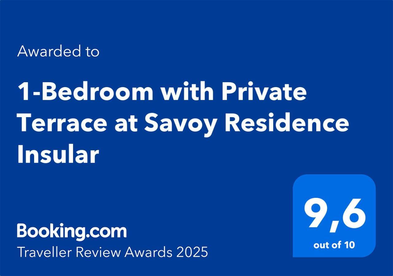 Apartment Terrace, Grill & Infinity Pool At Savoy Insular