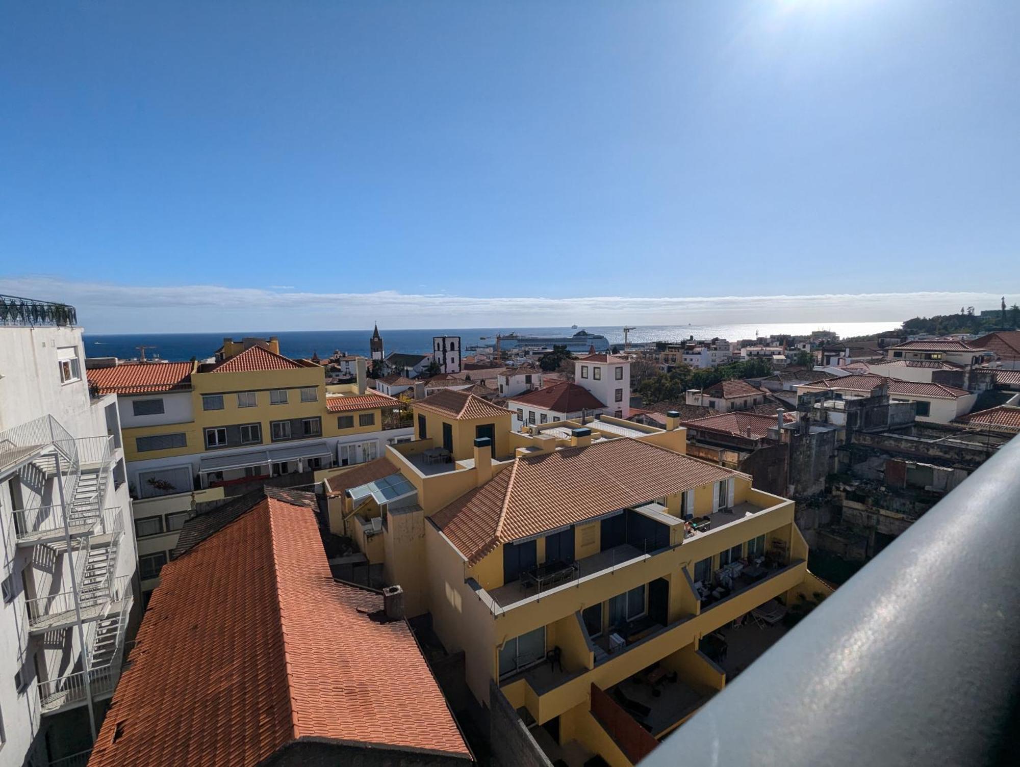 Top-floor One-bedroom Flats - Peaceful With Ocean And Views Funchal (Madeira)