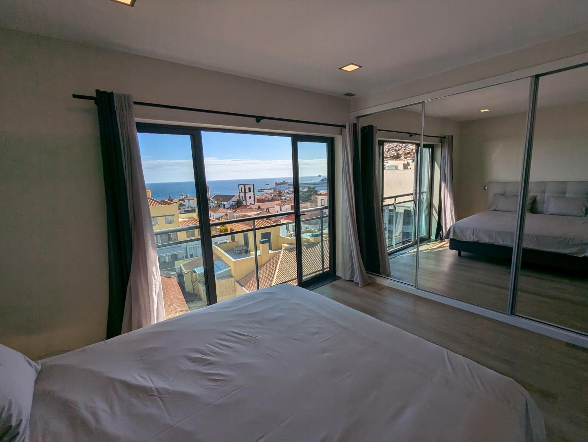 Apartamento Top-floor One-bedroom Flats - Peaceful With Ocean And Views