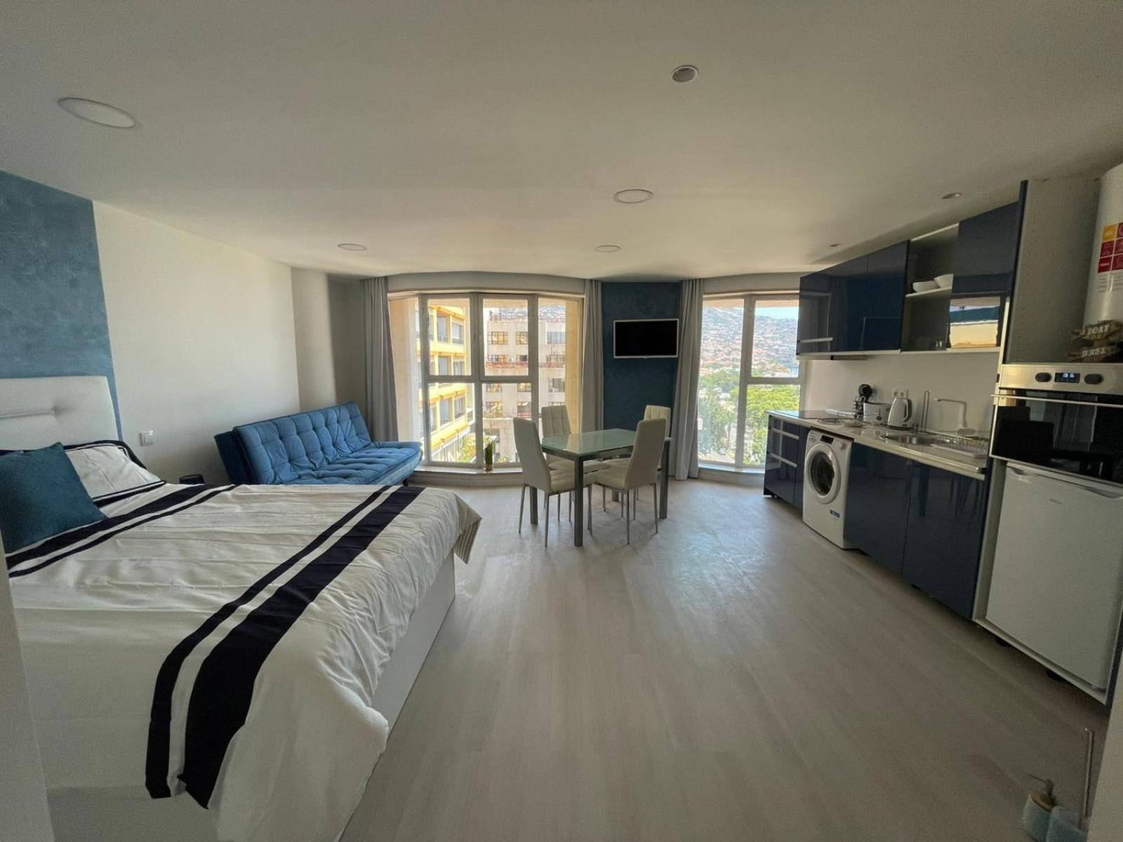 Apartment Center Marina View Blue *