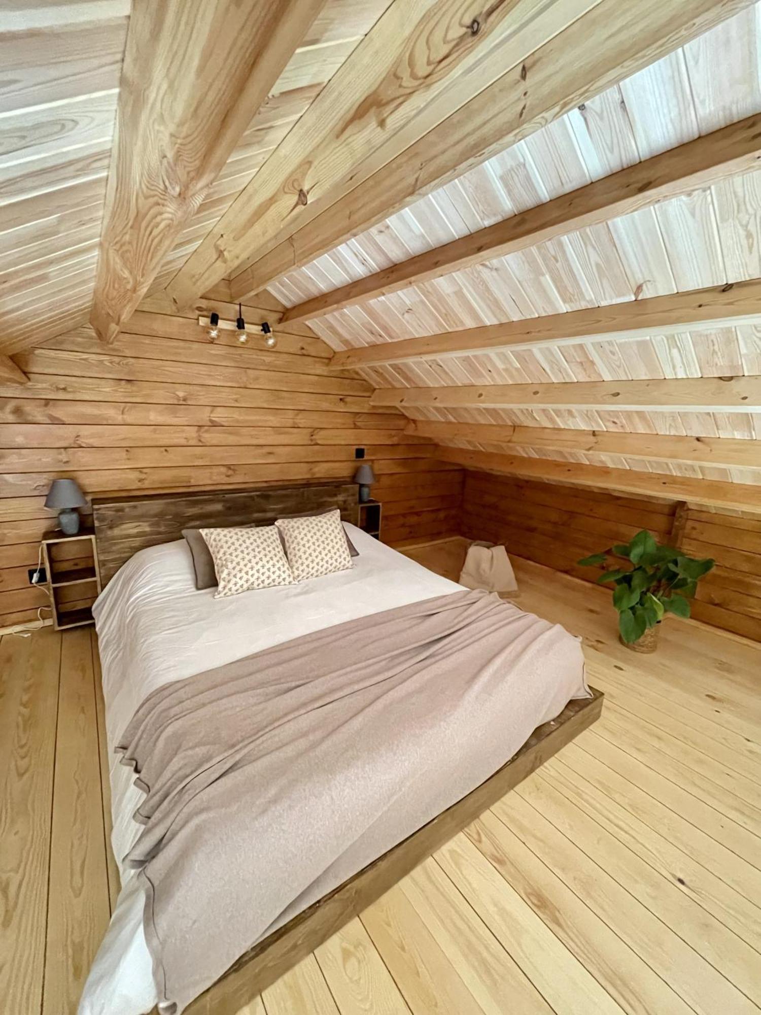Luxuszelt Mountain Eco Shelter 5 *