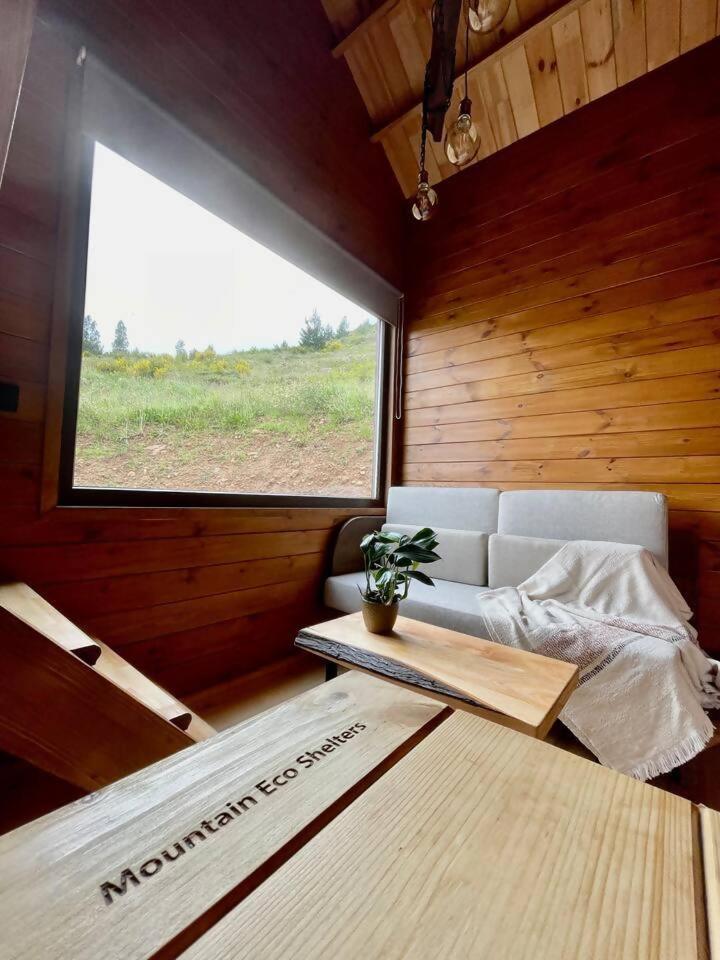 Mountain Eco Shelter 7 *