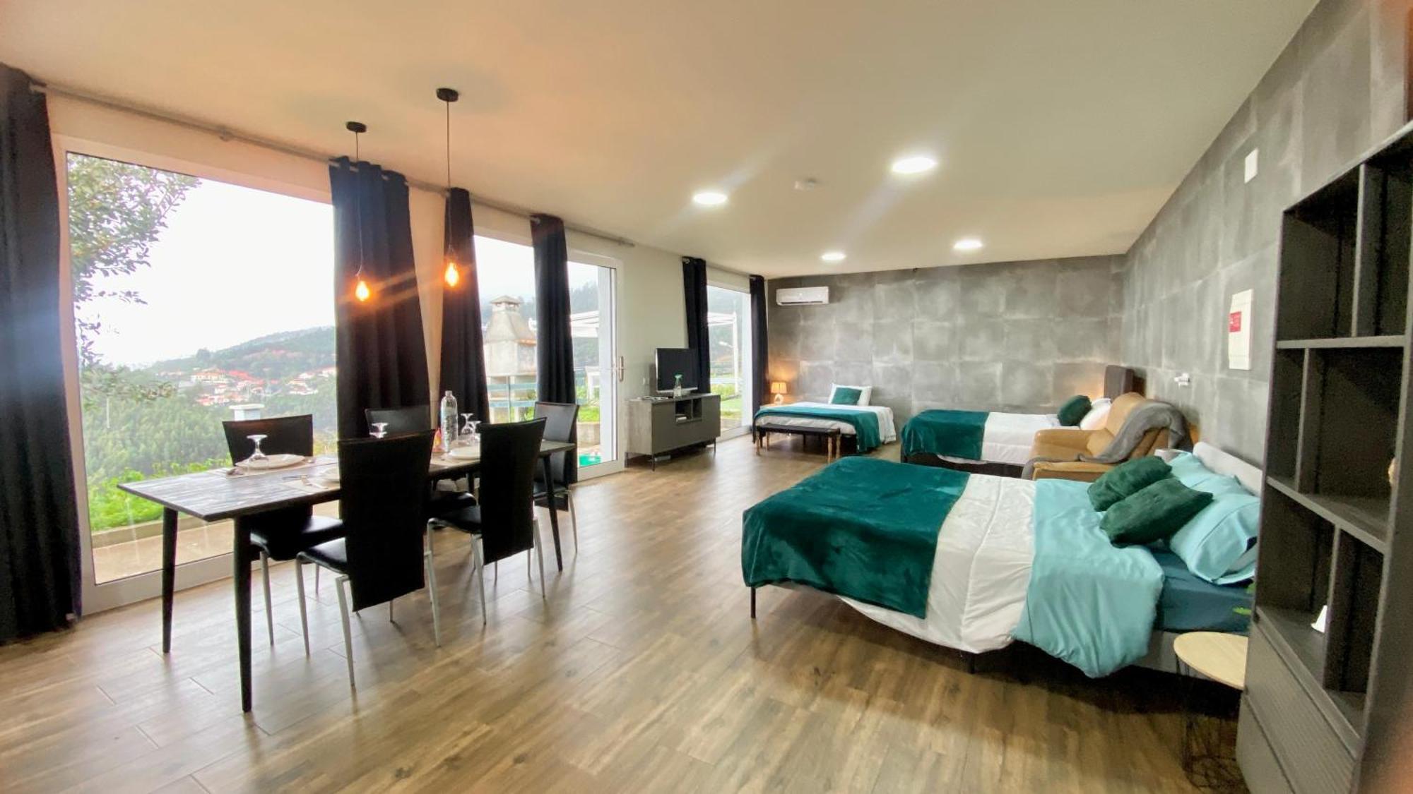 Geek - Open Space - 5m From 5 Attractions - Pool Year Round, Dining Pergola, Barbecue - Matrix Funchal (Madeira)