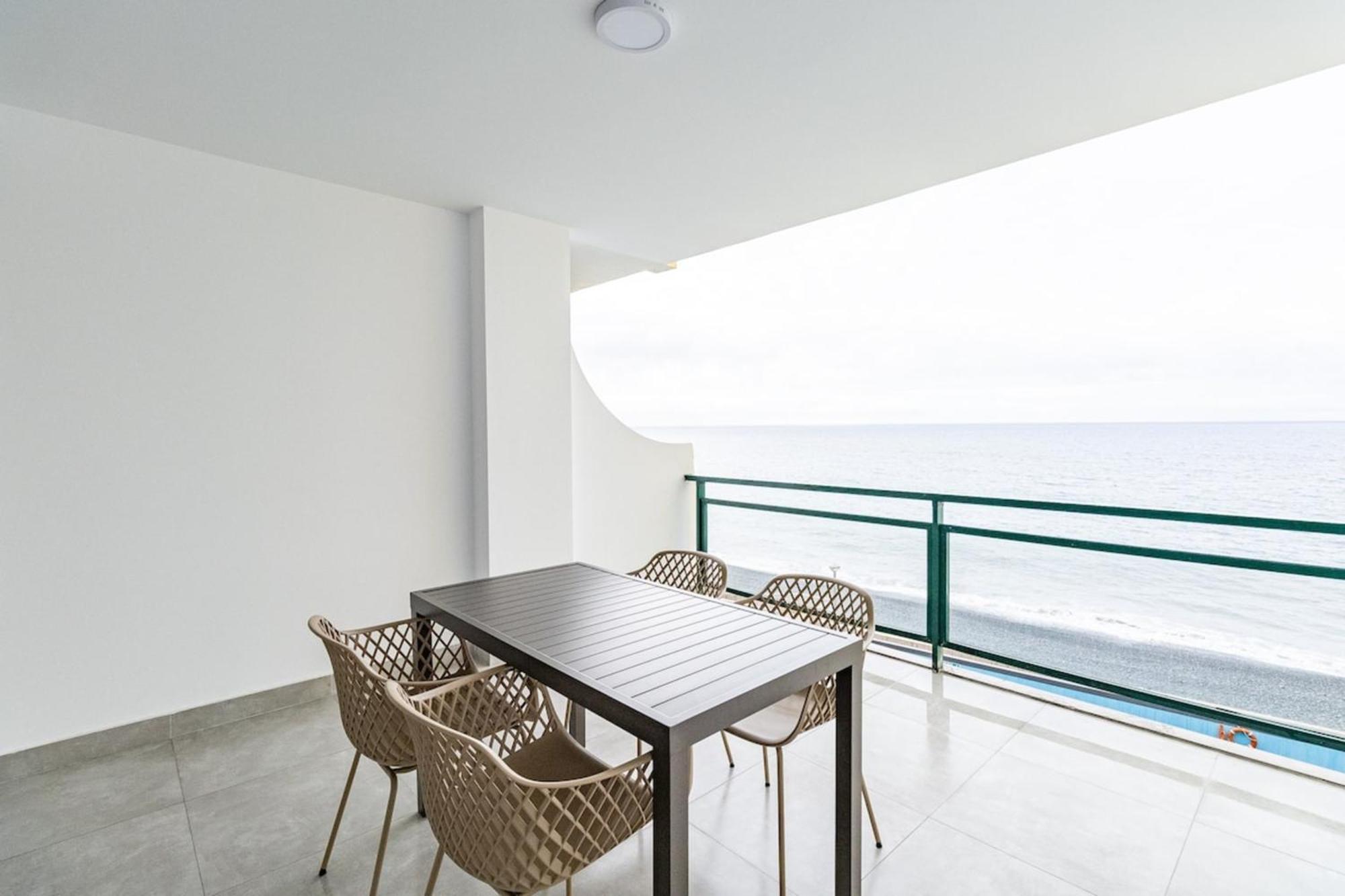 Sunset Cove Funchal (Madeira)